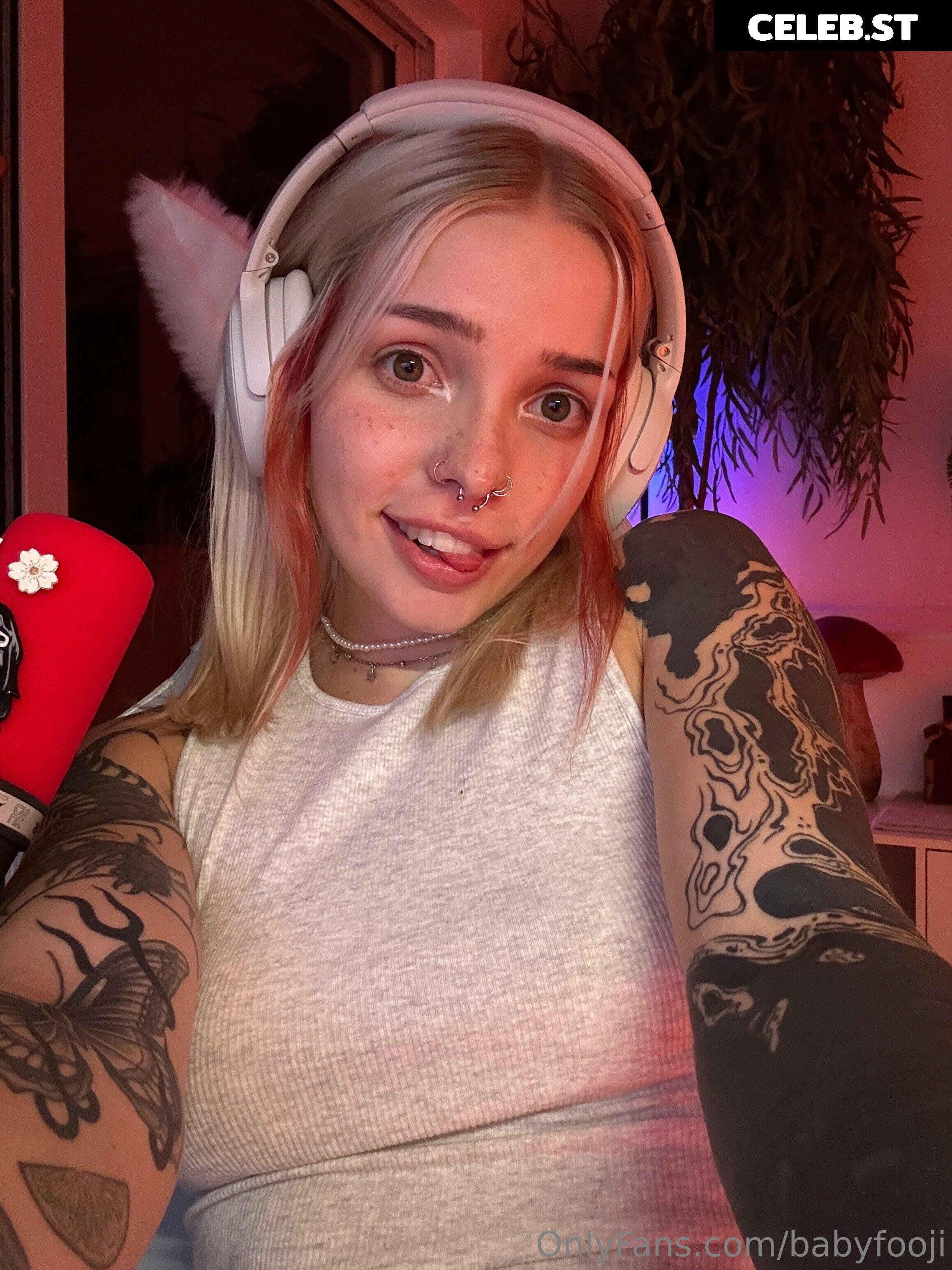 babyfooji / peachtot Image 20642193