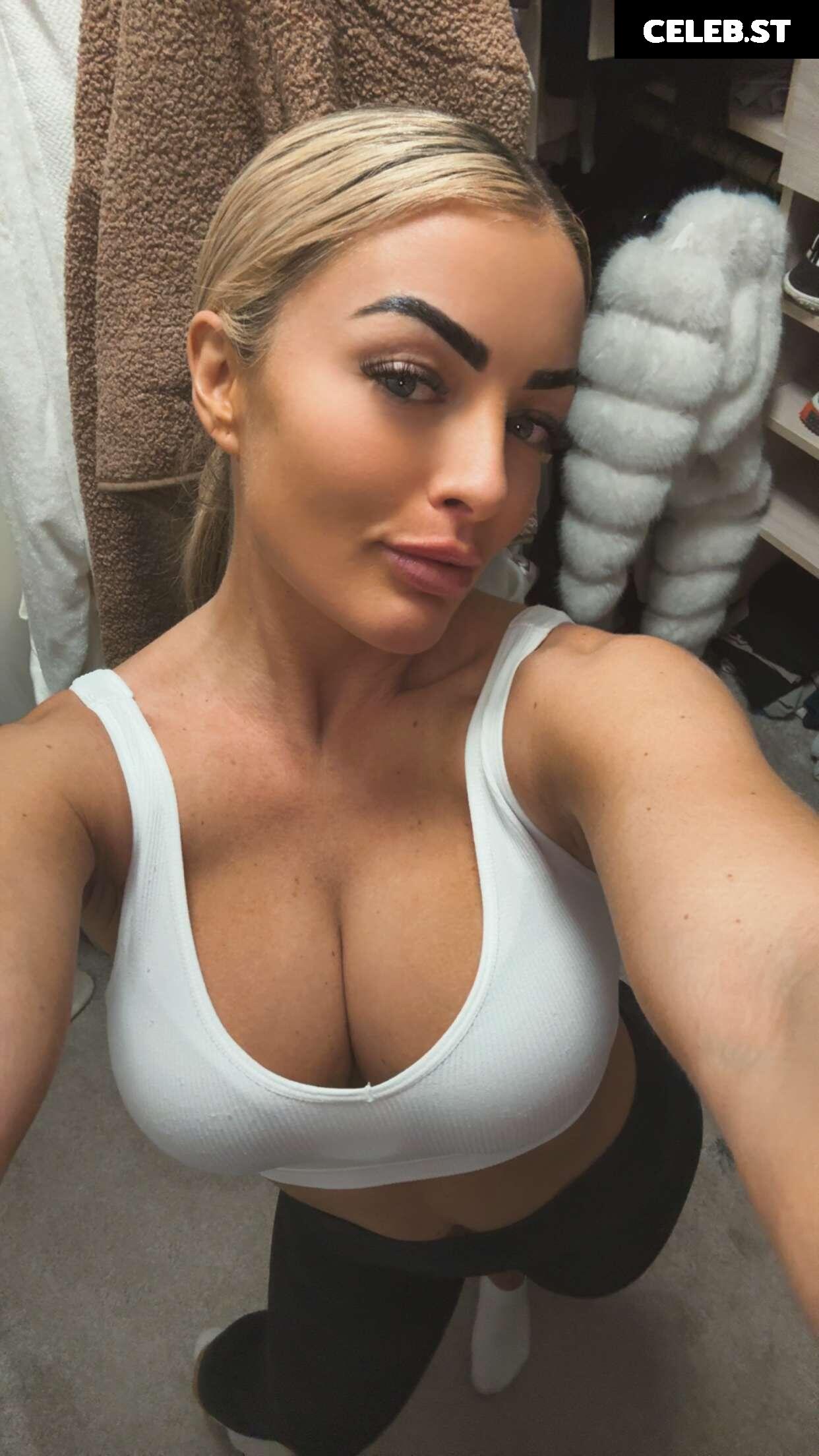 Mandy Sacs | Mandy Rose Image 20618000