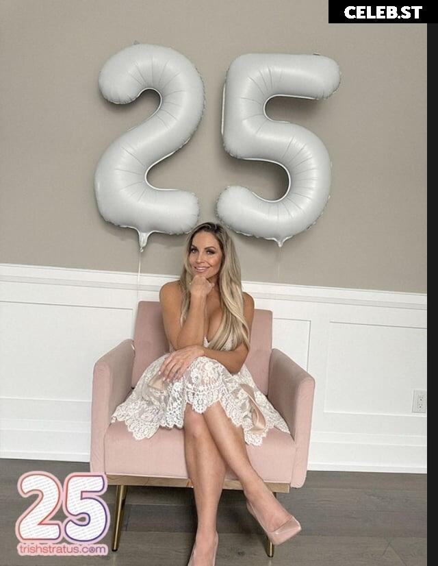 Trish Stratus Image 2061571