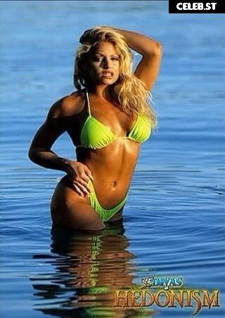 Trish Stratus Image 2061795