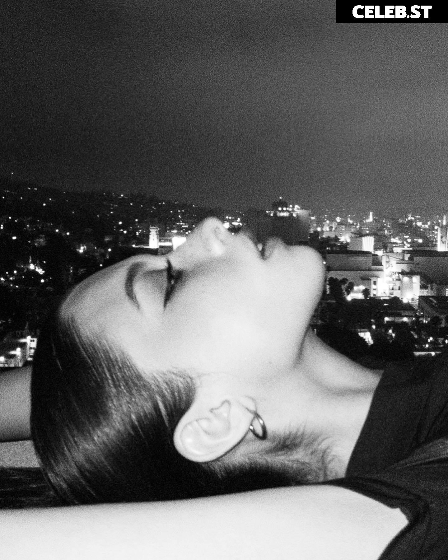 Mishka Silva Image 2061160