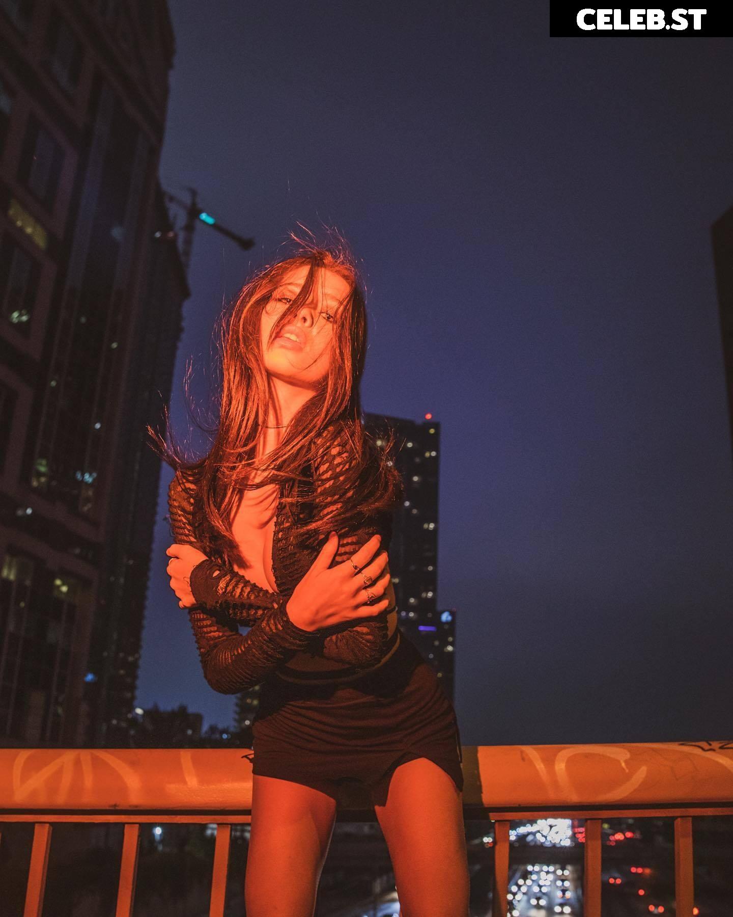 Mishka Silva Image 2061233