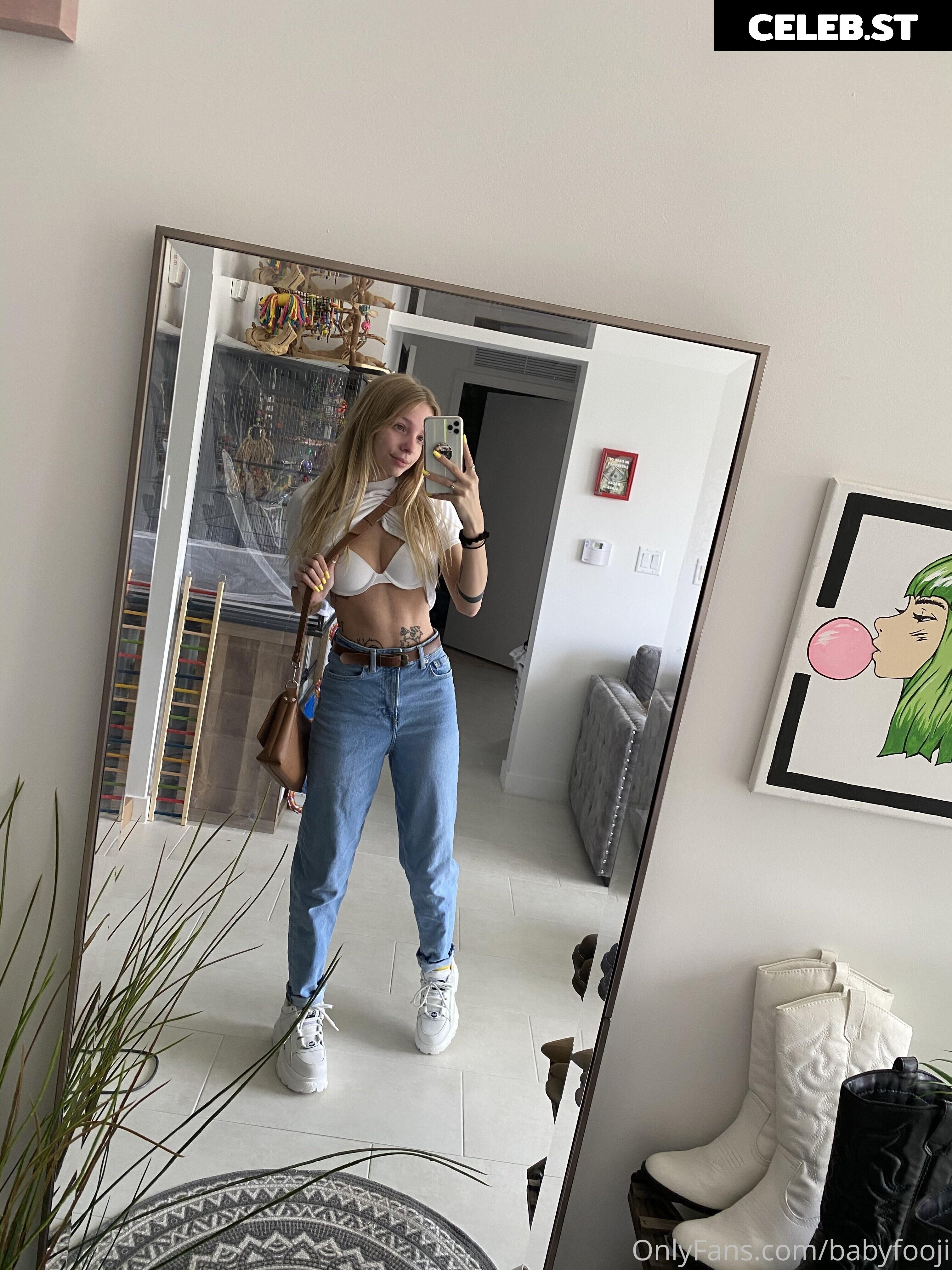 babyfooji / peachtot Image 20628906