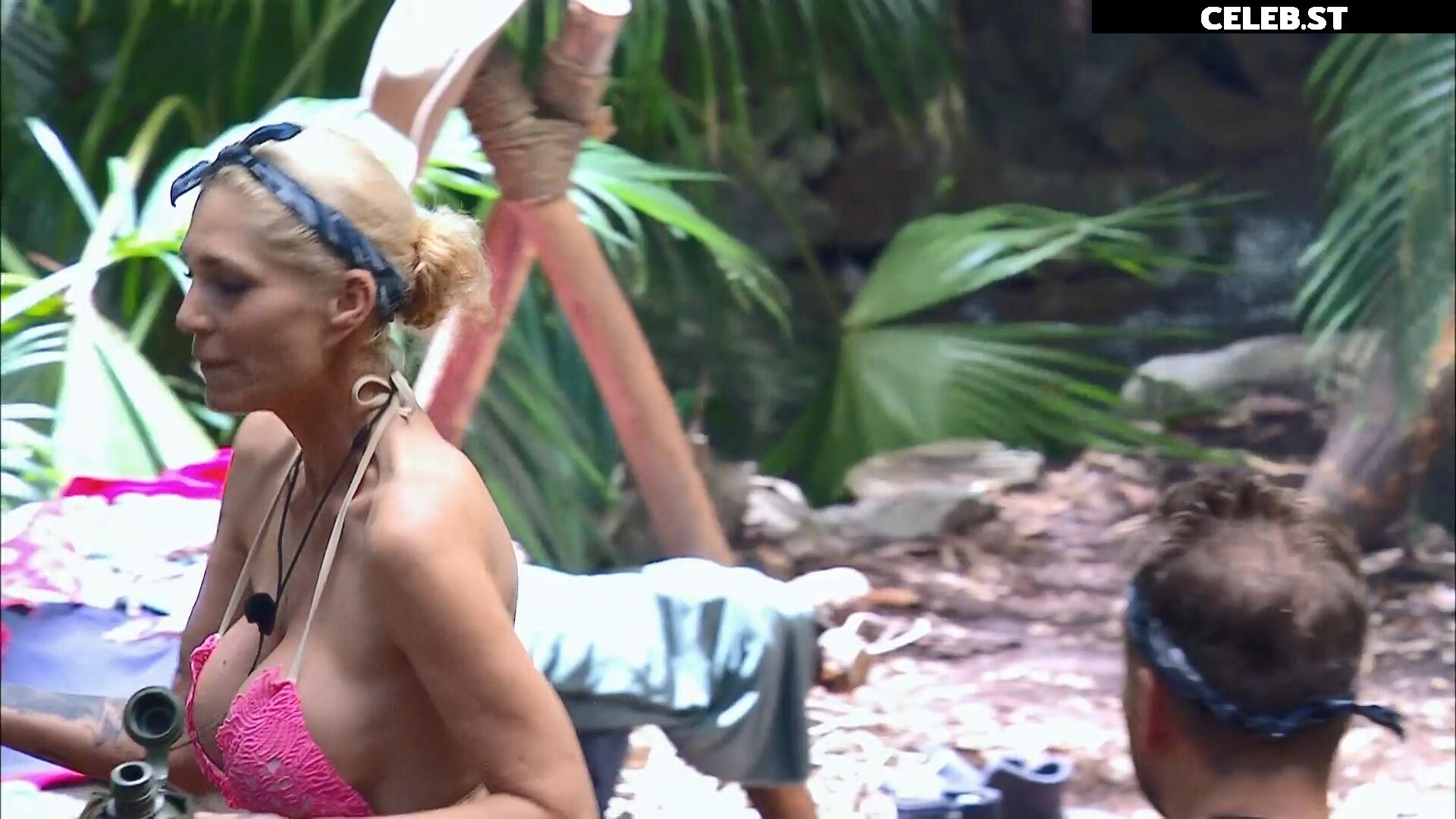 Sarah Kern Image 2062800