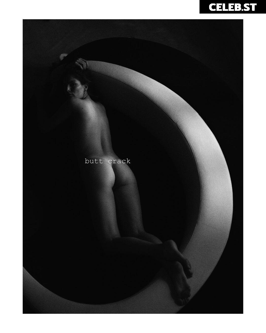 Vanessa Fuchs Image 2062280