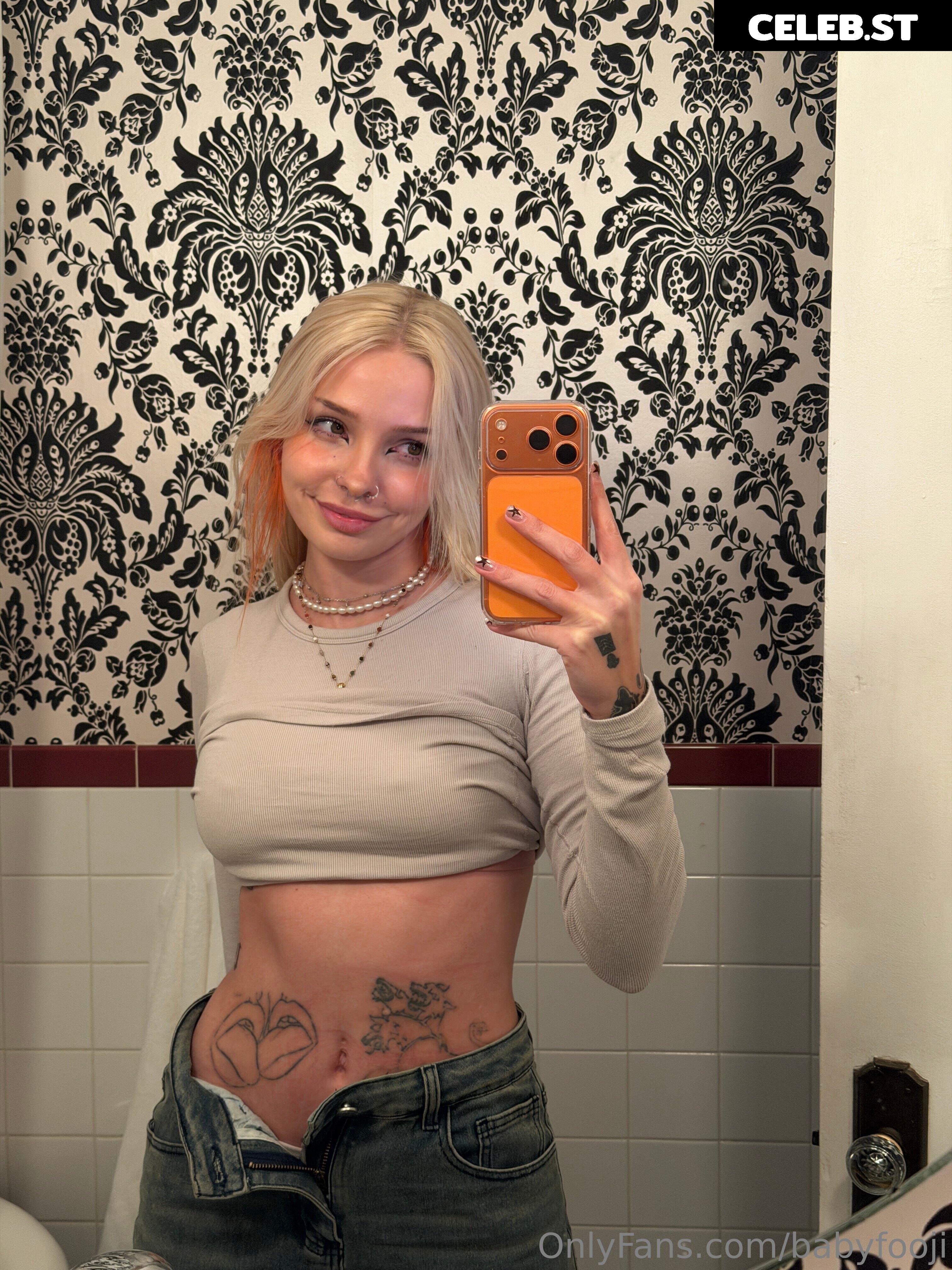 babyfooji / peachtot Image 20629529