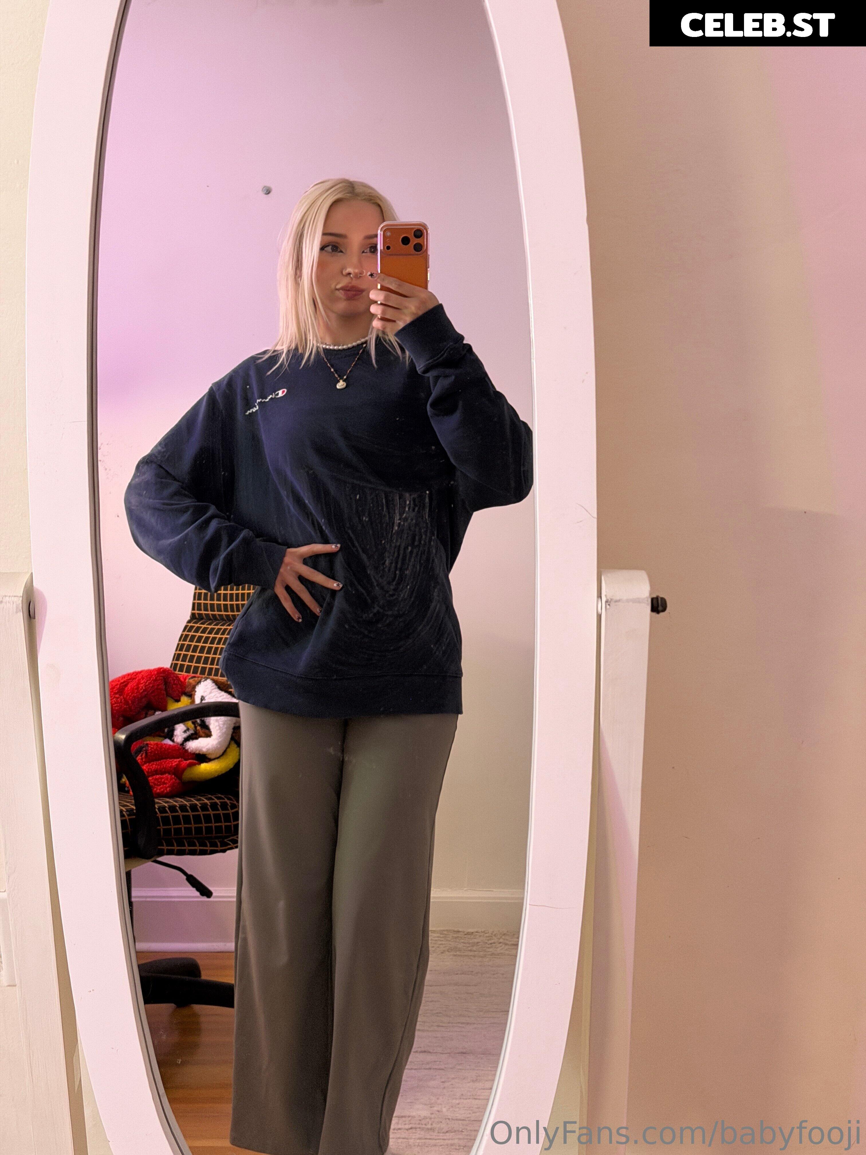 babyfooji / peachtot Image 20629504