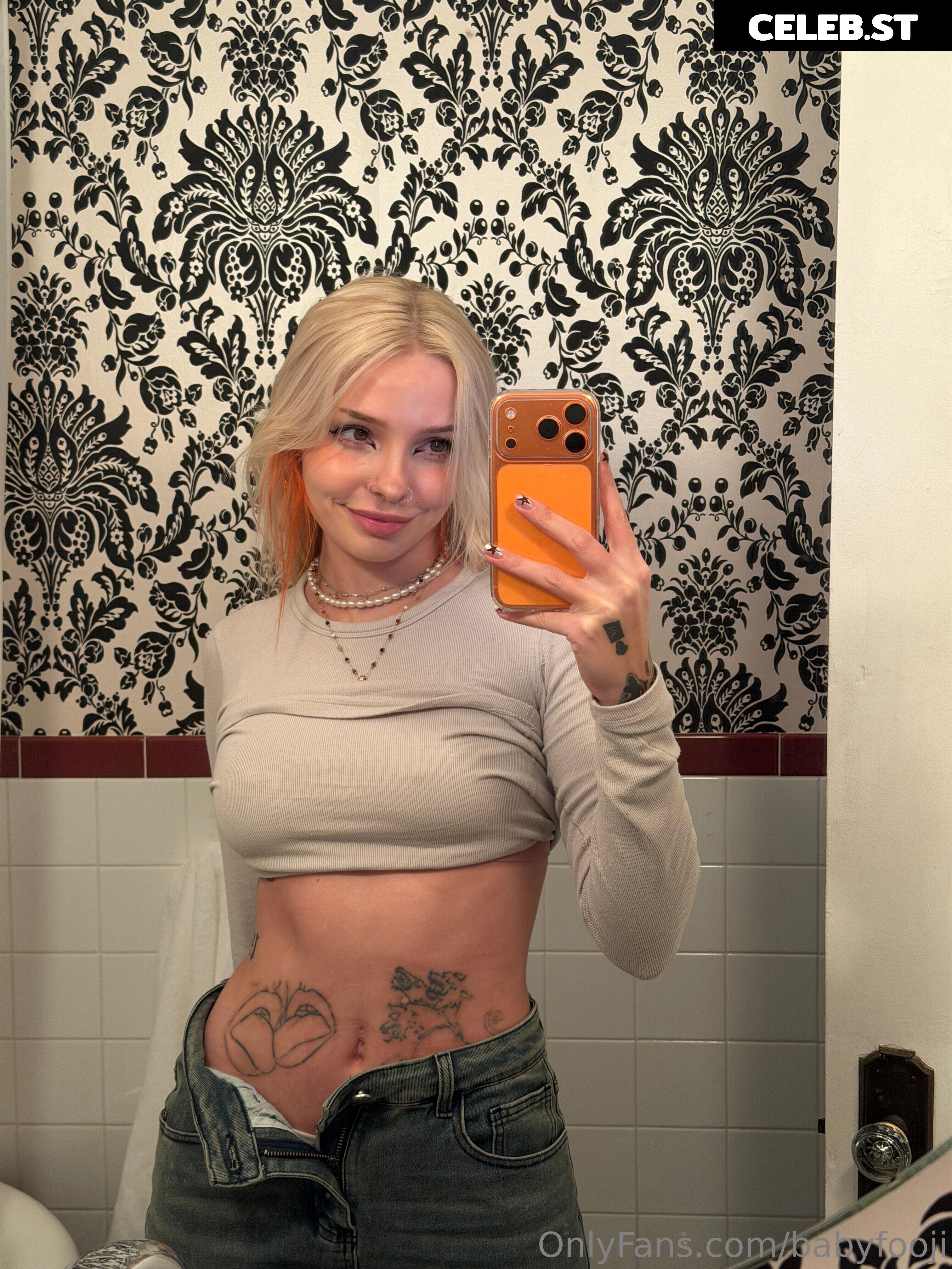 babyfooji / peachtot Image 20629531