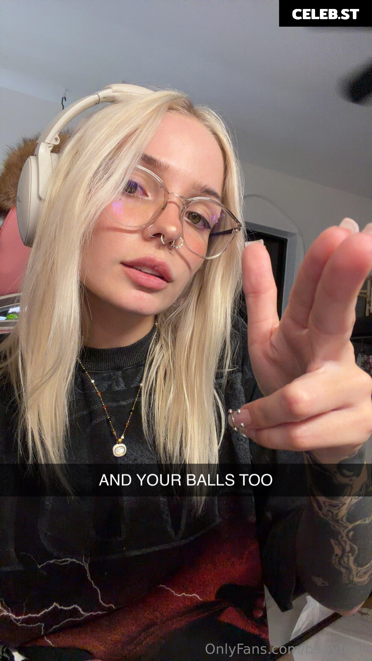 babyfooji / peachtot Image 20629410
