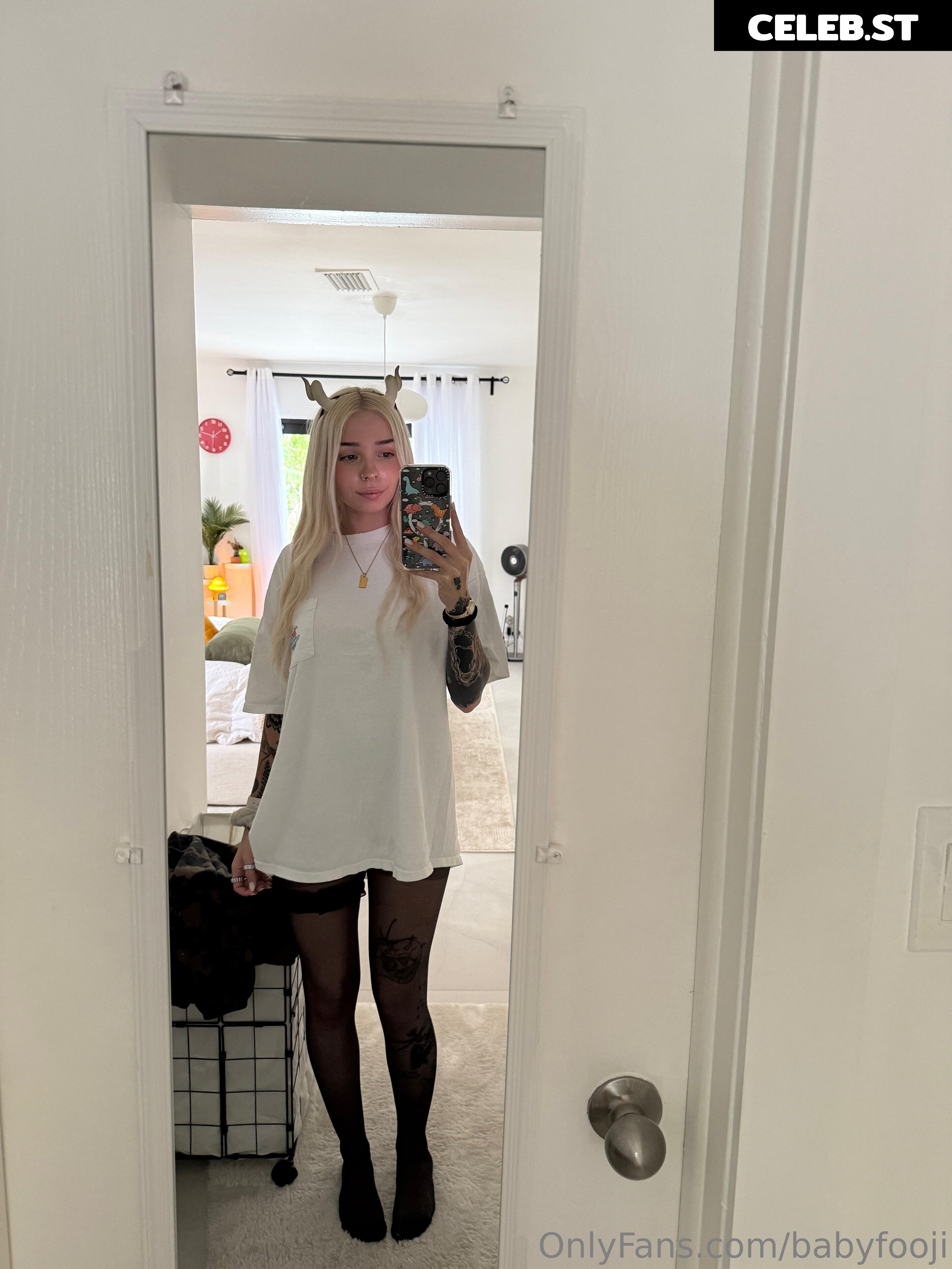 babyfooji / peachtot Image 20629136