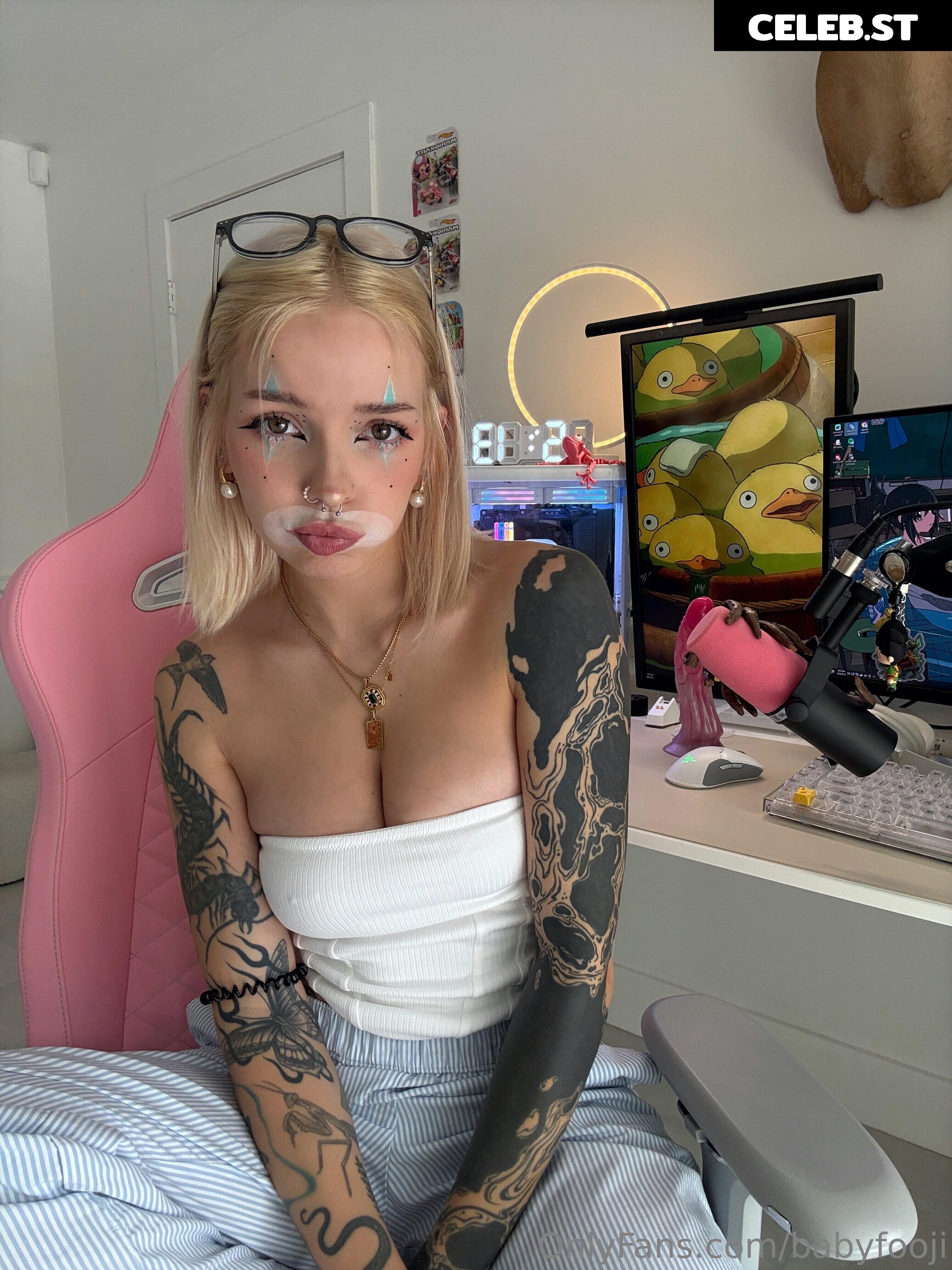babyfooji / peachtot Image 20629094