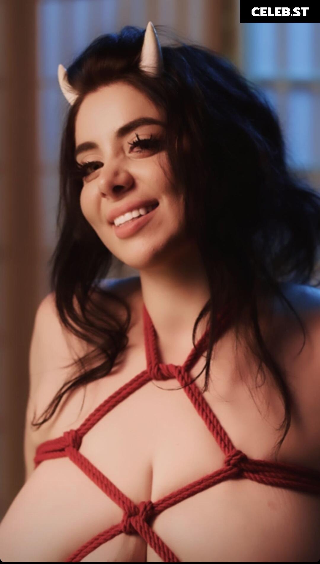 momokun / Mariah Mallad Image 20637131