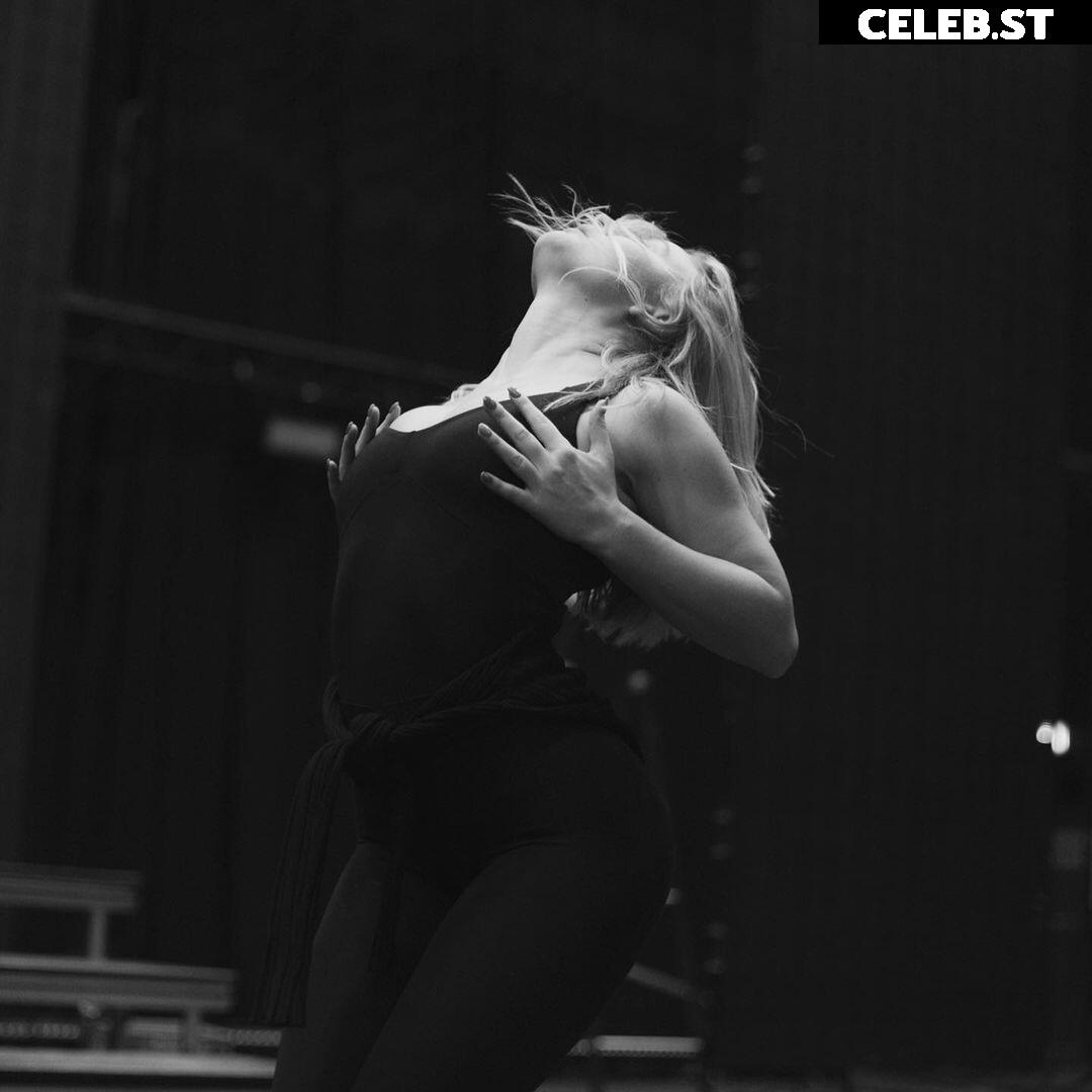 Zara Larsson Image 2063919