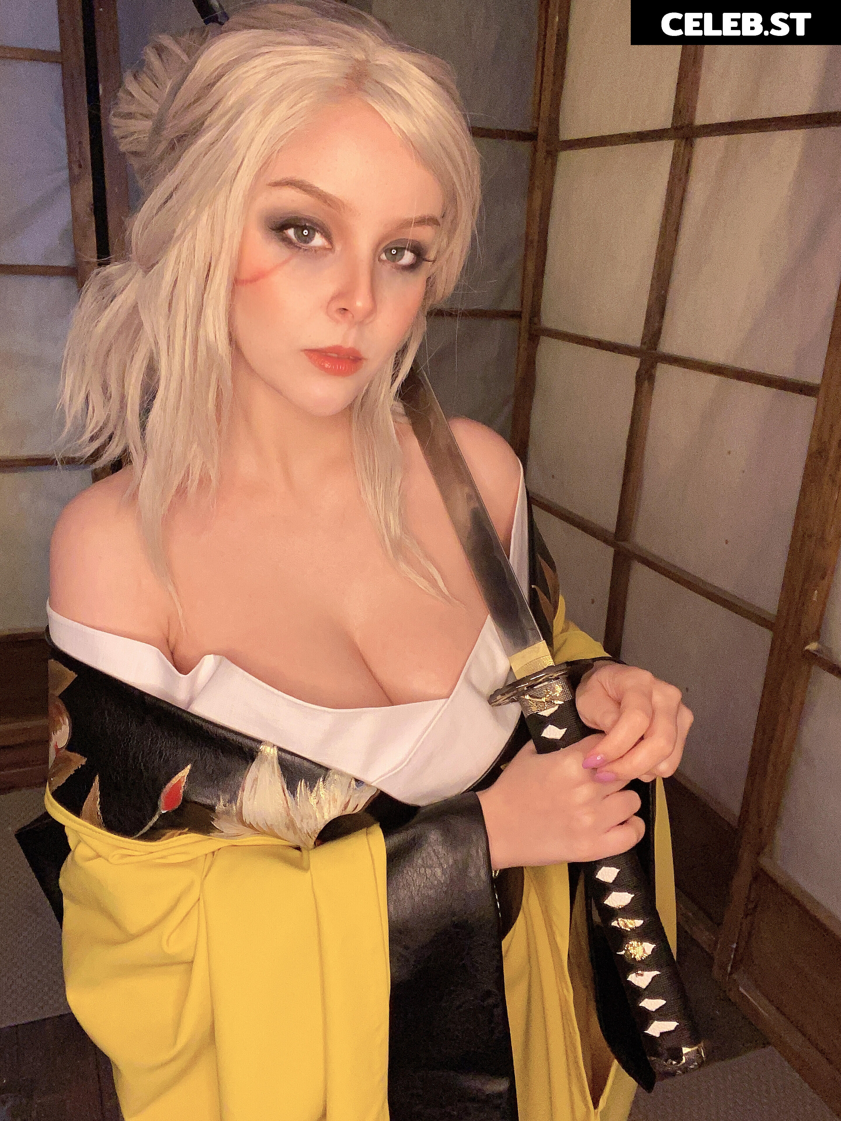 Disharmonica / Helly Valentine Image 20698189