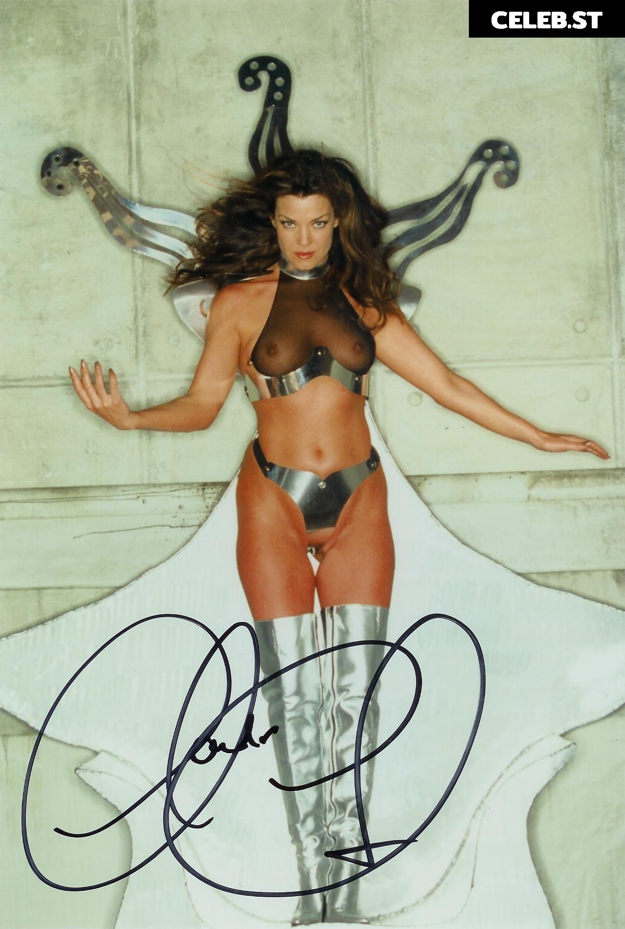 Claudia Christian Image 2068898