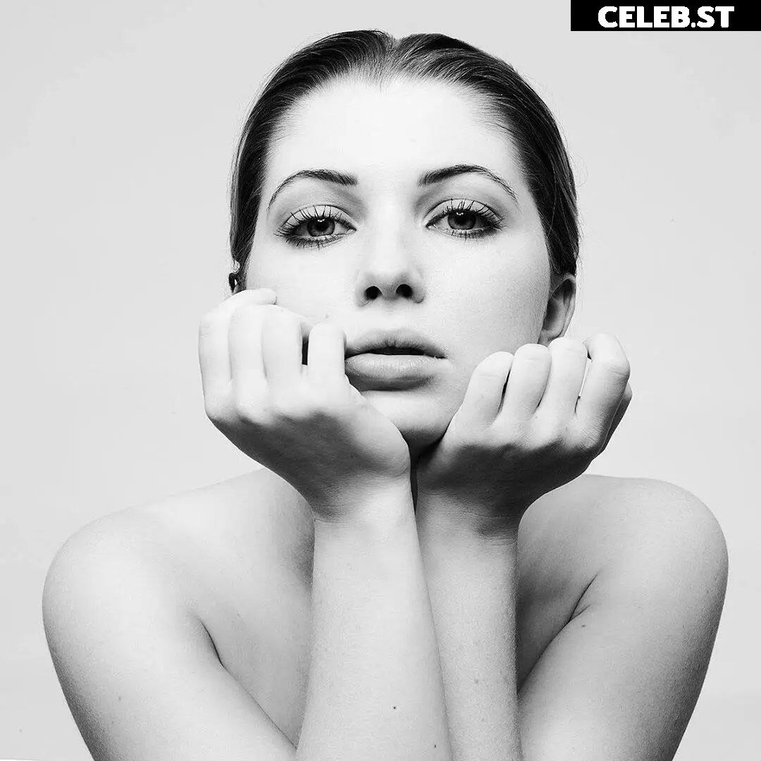 Sammi Hanratty Image 2068865