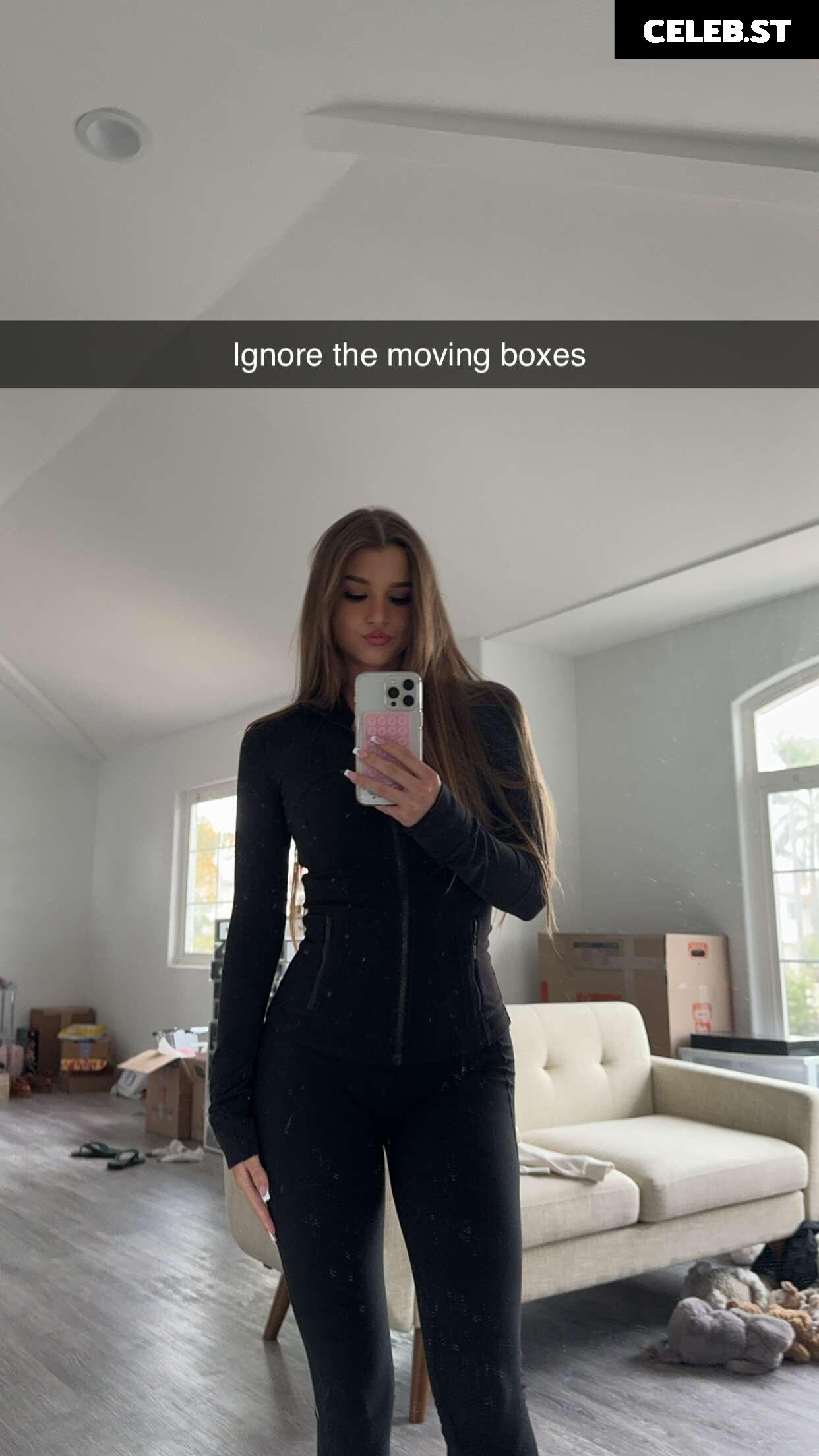 Brooke Monk Image 20688215