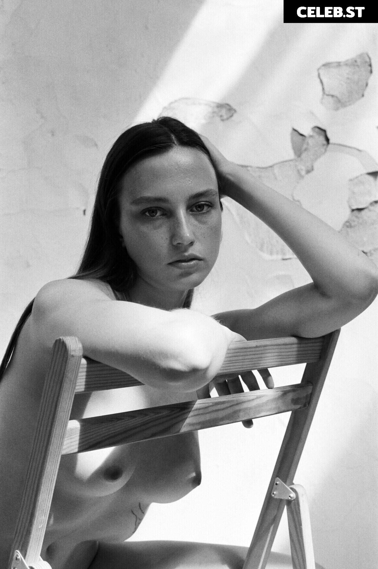 Kateryna Prekrasna Image 2068002