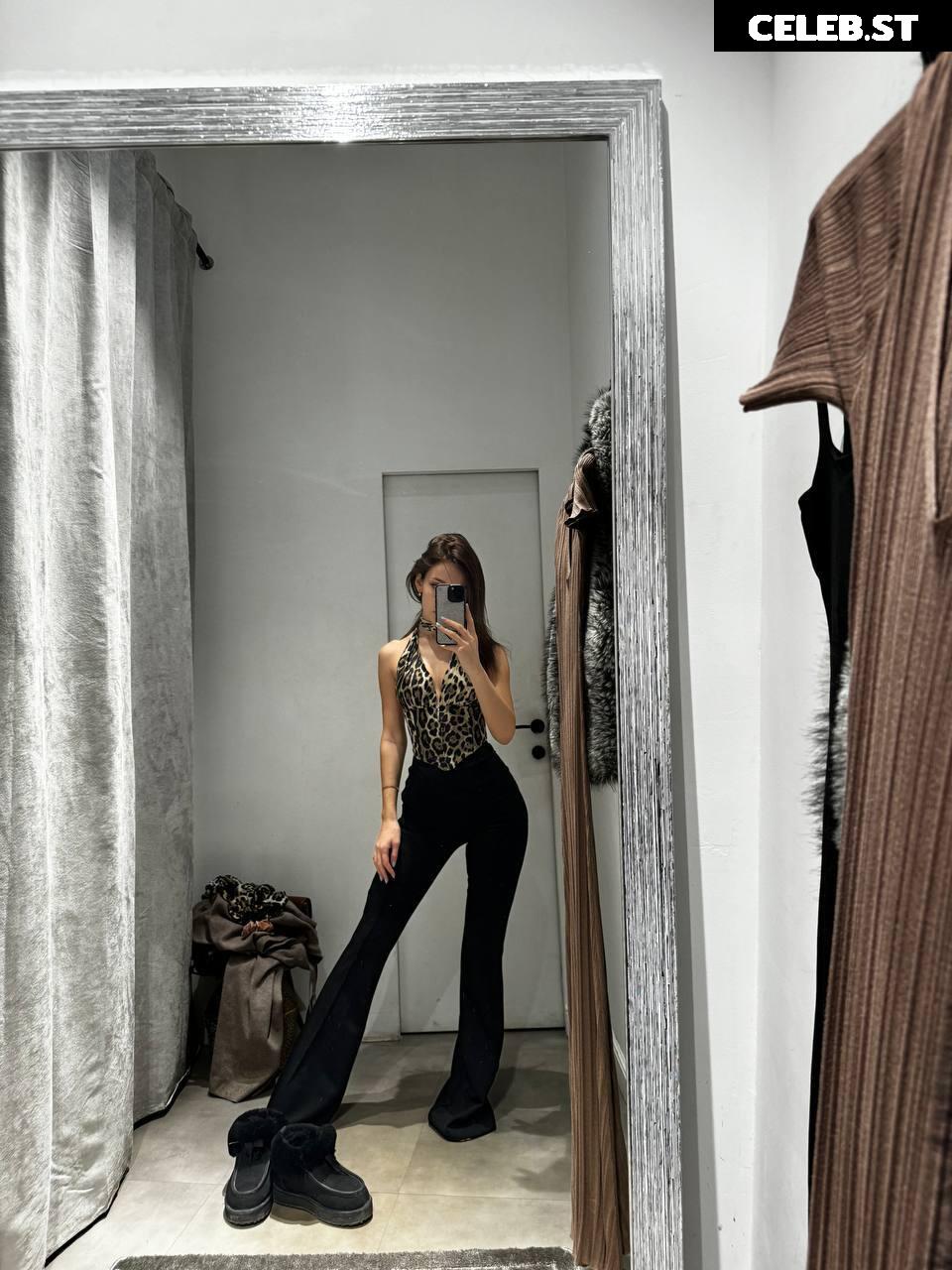 Ellie Leen | ellieleen | ellieleen1 Image 20575800