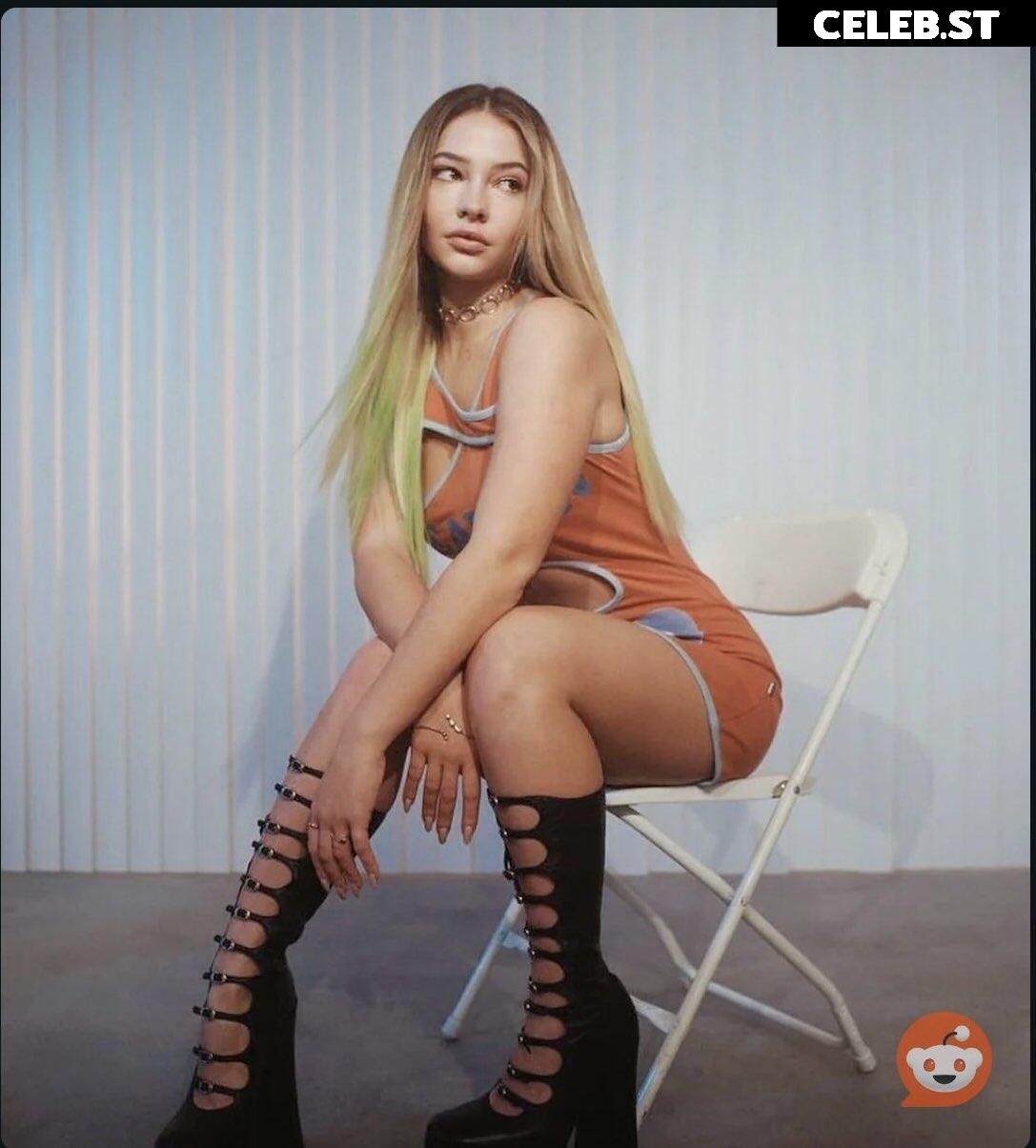 Madelyn Cline Image 2057926