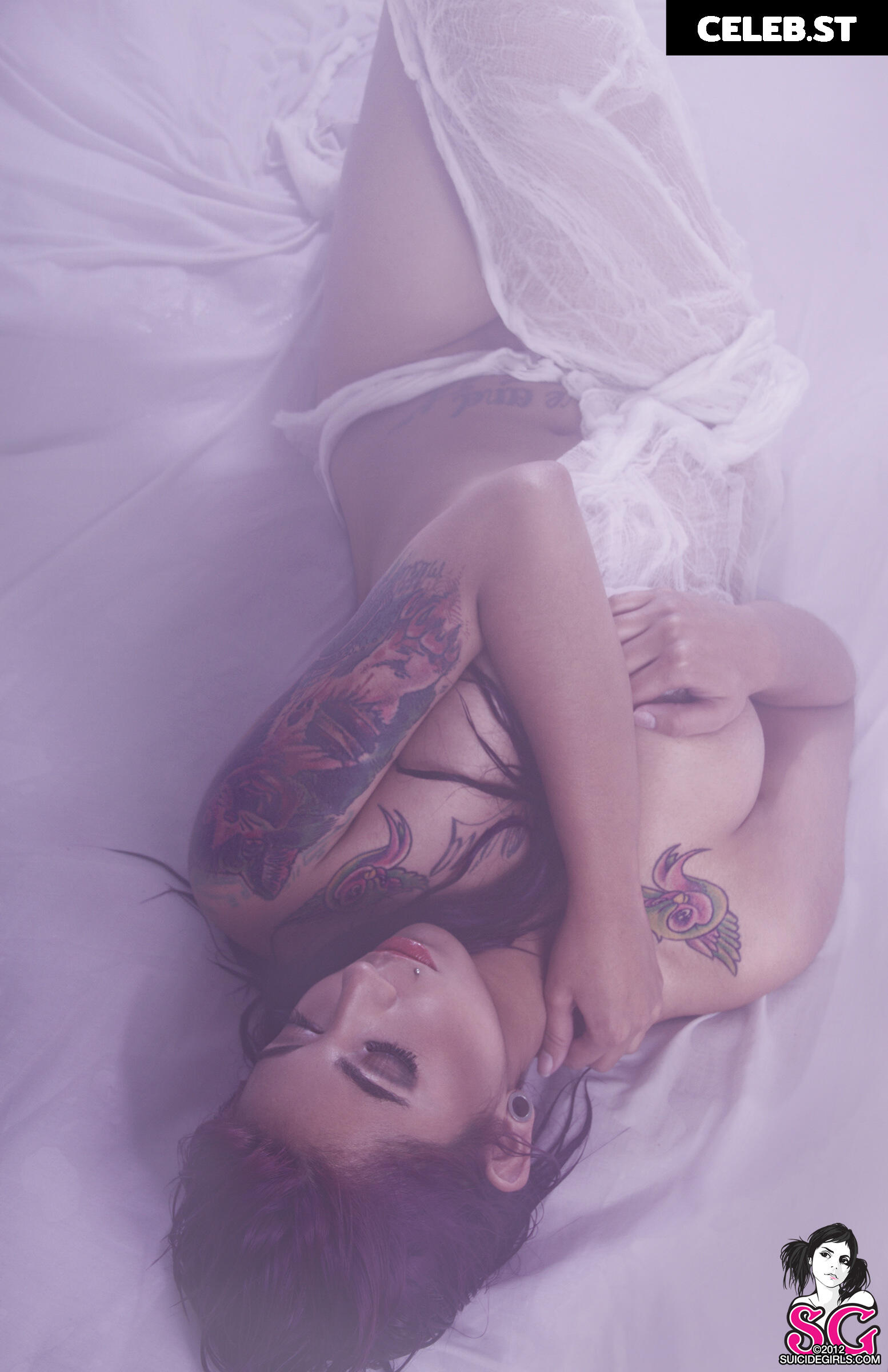 Nathalie Hardy / Milou Suicide Image 20544028