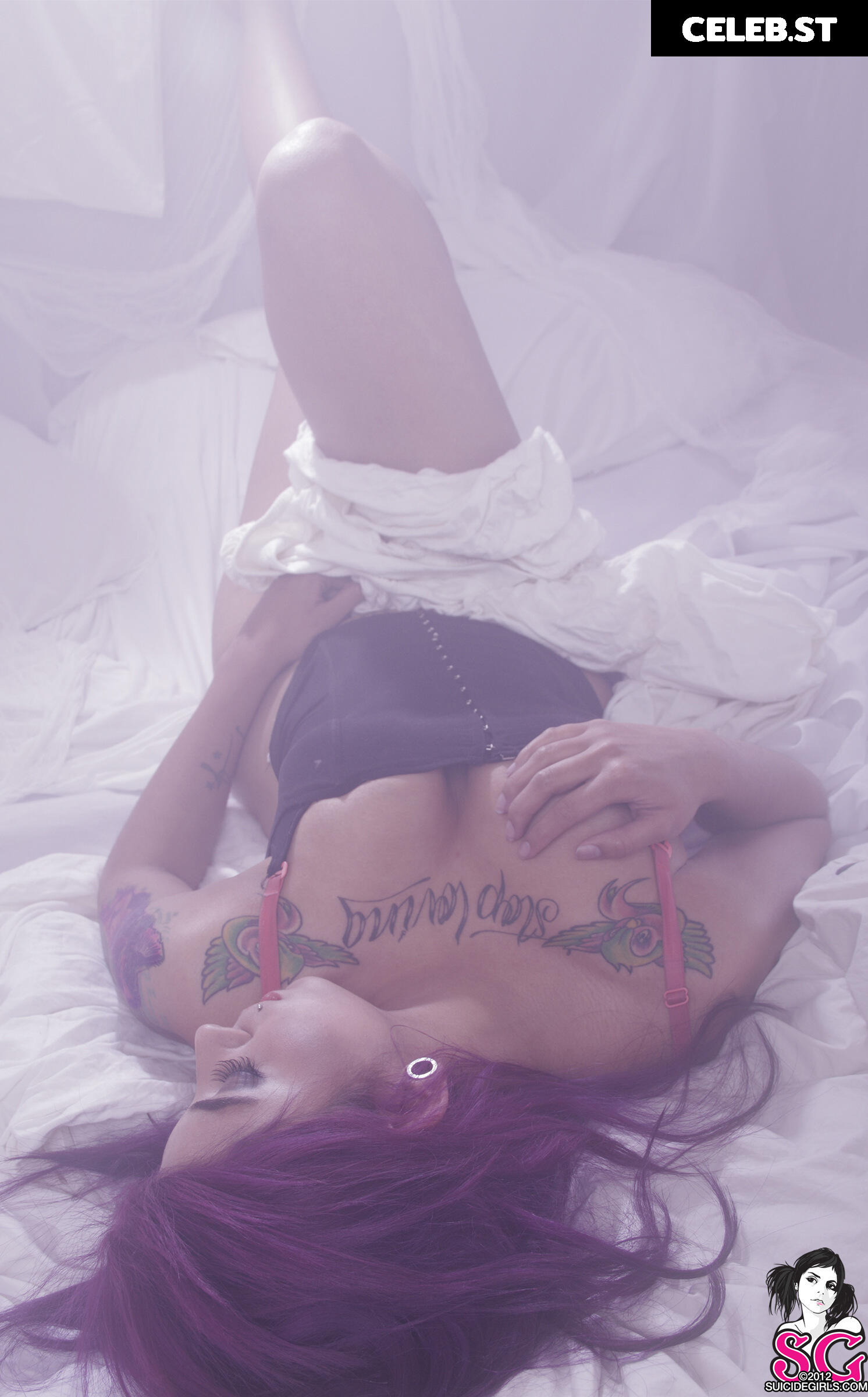 Nathalie Hardy / Milou Suicide Image 20544046