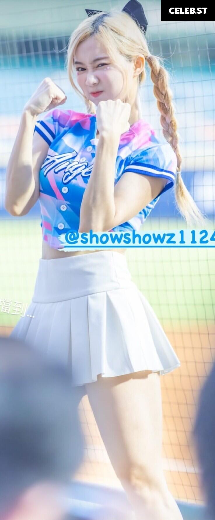 秀秀子Emily (Showshowz1124) Image 20512924