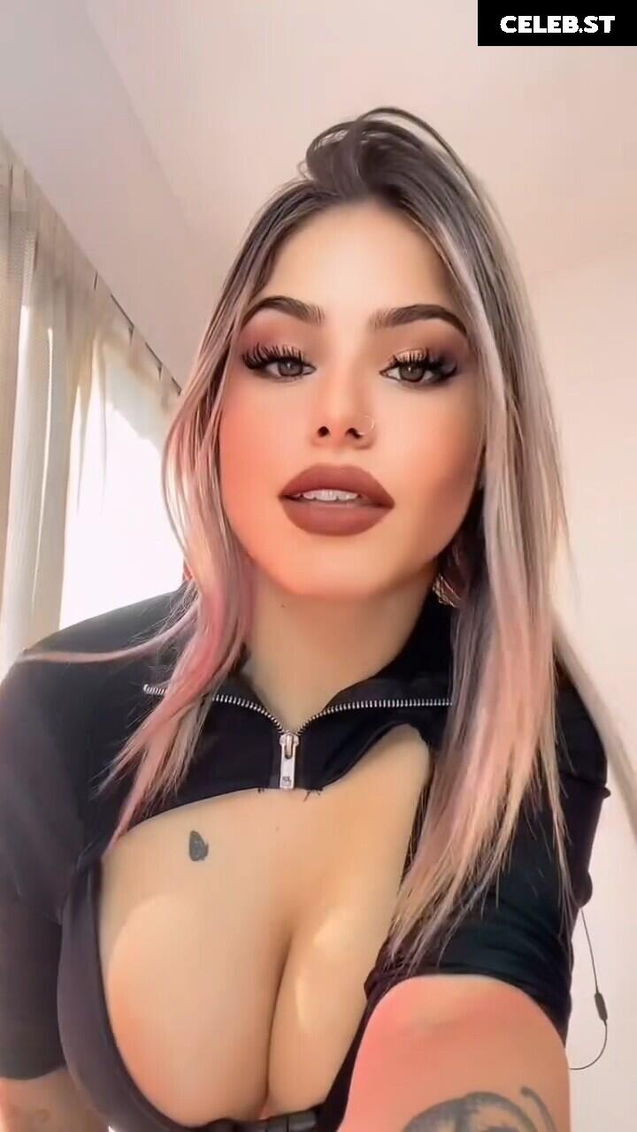 Abril Perez / 0abriilperez / 0abrilperez 🇦🇷 Image 20519526
