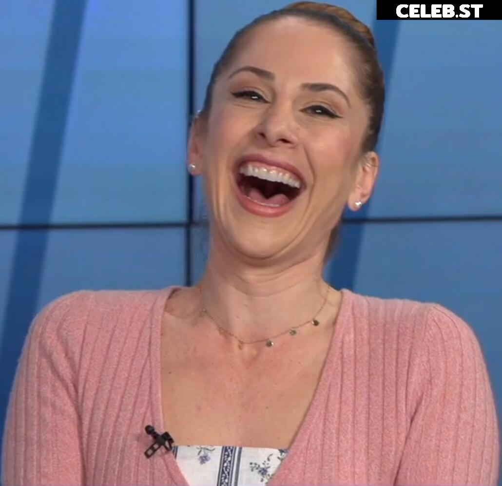 Ana Kasparian Image 20523515