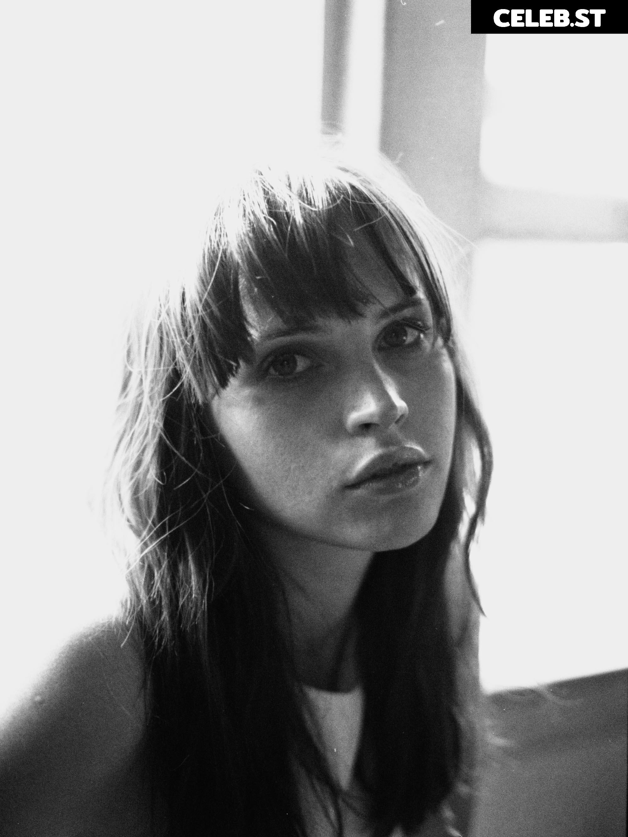 Felicity Jones Image 20523120