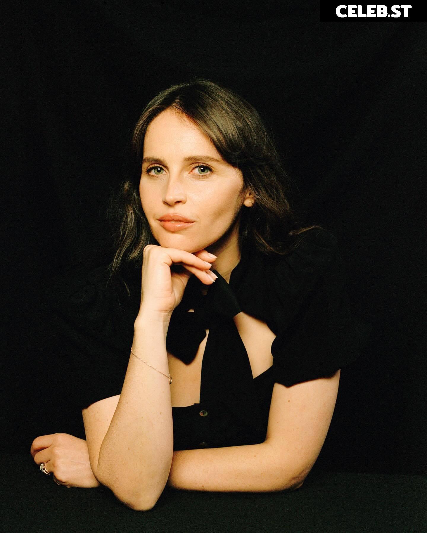Felicity Jones Image 20523236