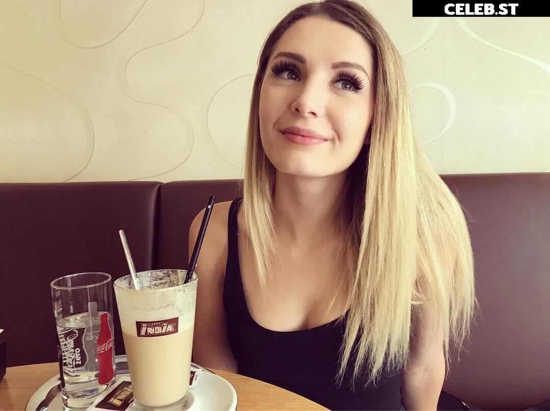 Lauren Southern Image 20538021