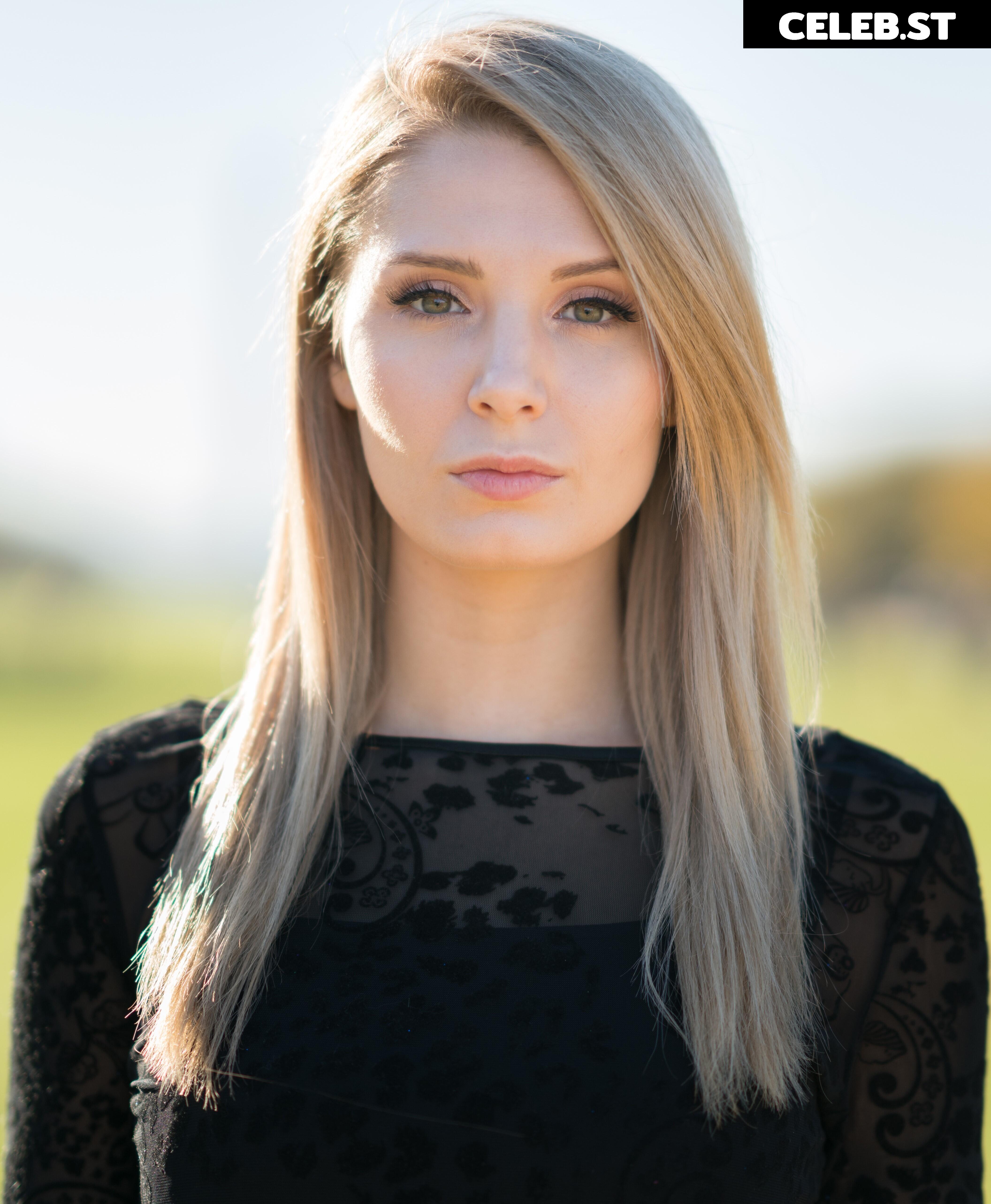 Lauren Southern Image 20538025
