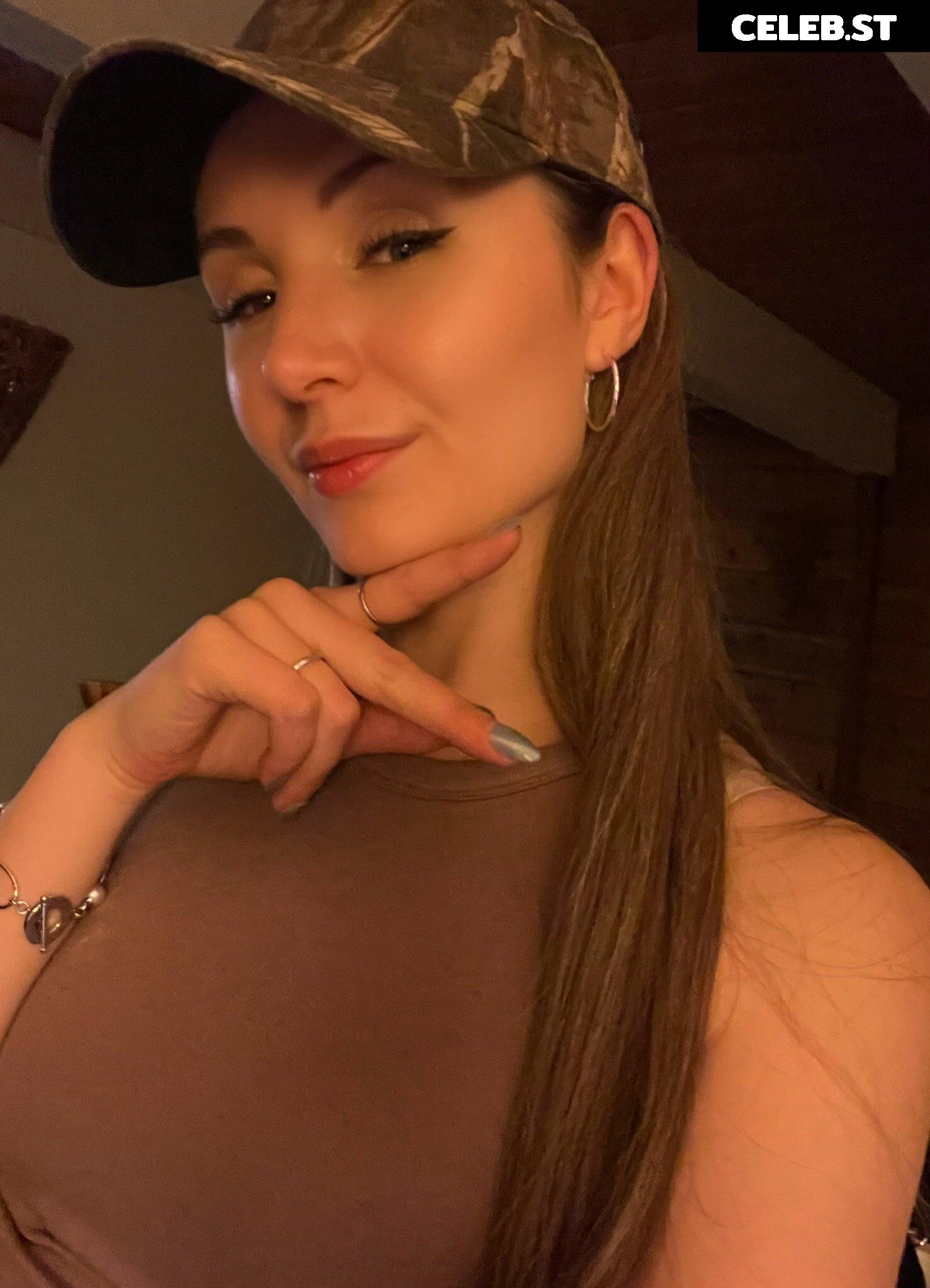 Lauren Southern Image 20538011