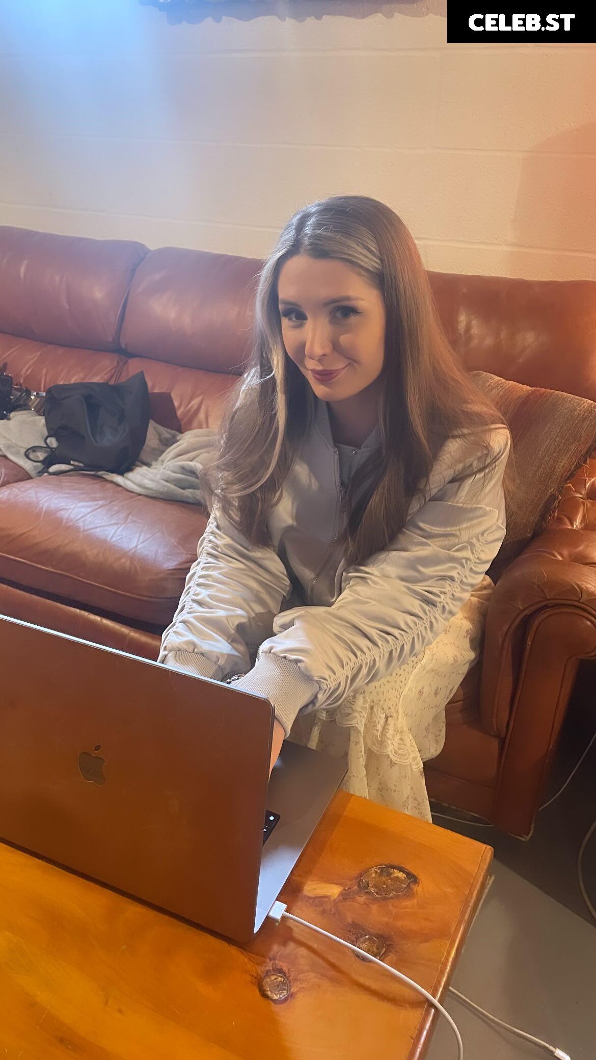 Lauren Southern Image 20538003