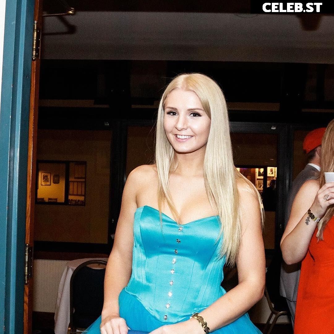 Lauren Southern Image 20537994