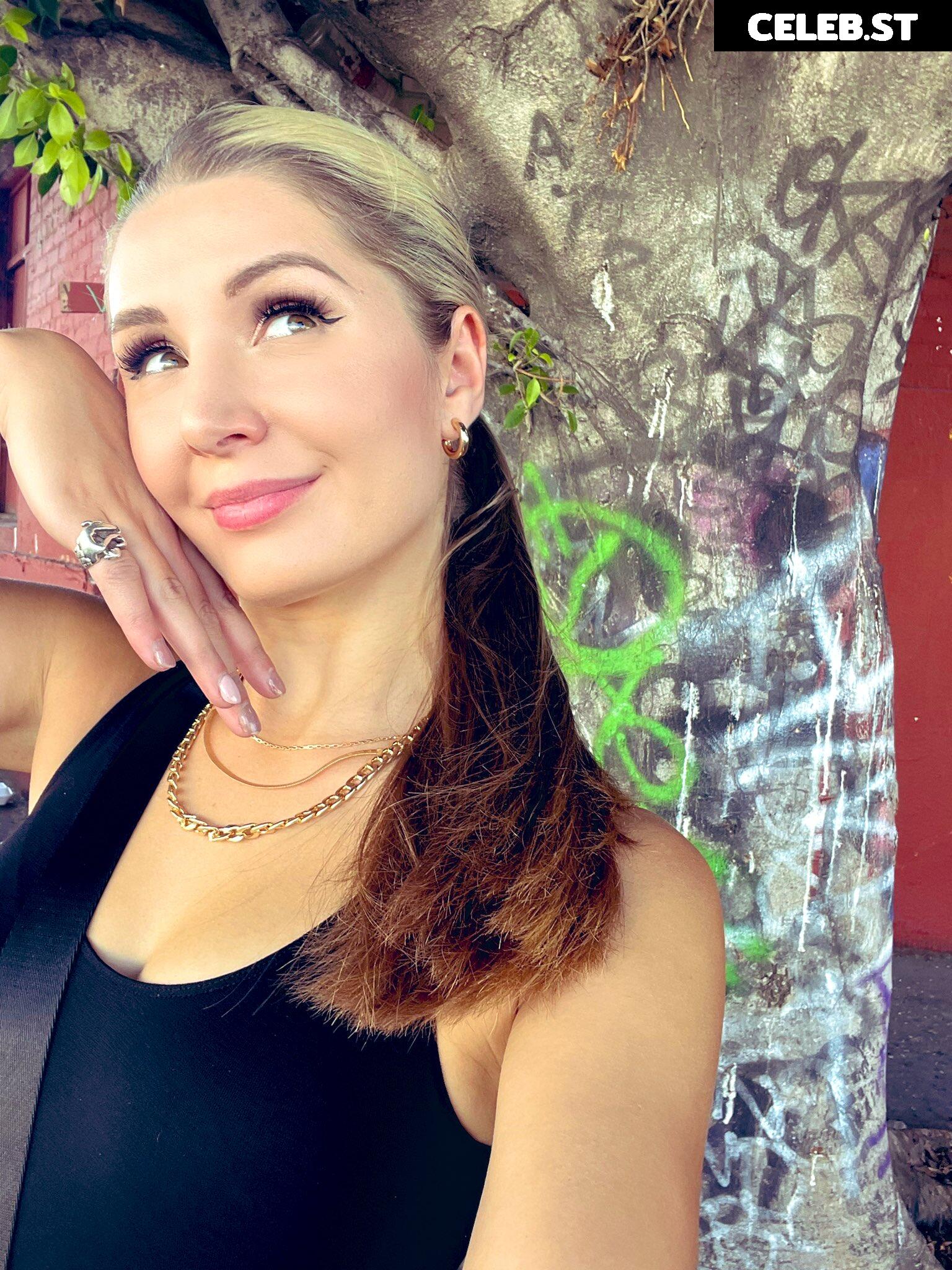 Lauren Southern Image 20537987