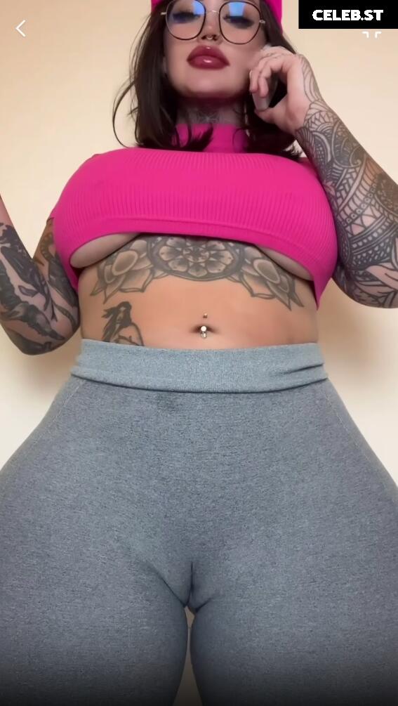 Charlie E - Charlotteemerson123 - tattooedgal - Csharlotteh Image 20530115