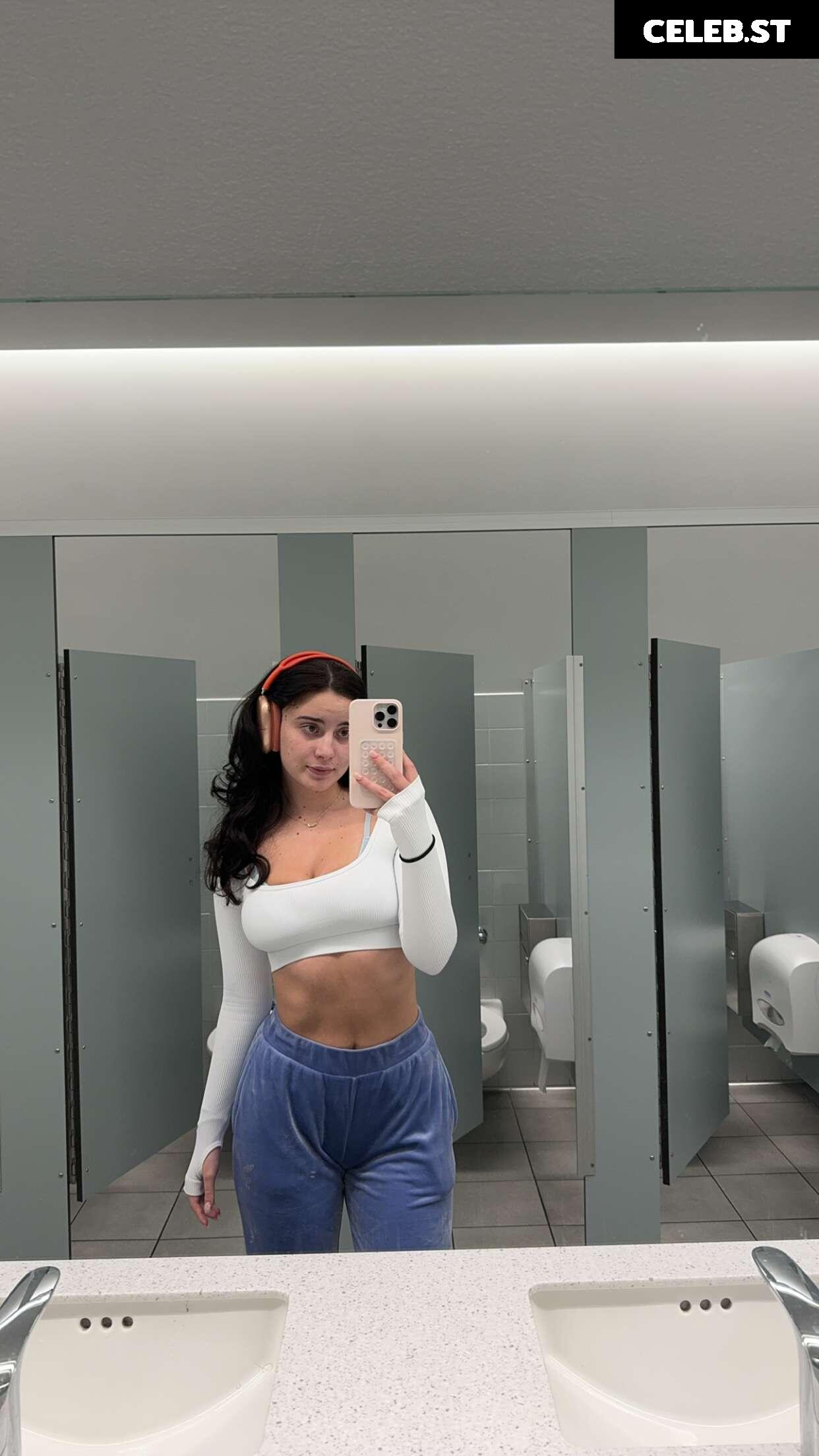Hotblockchain / Emily Cocea / cryptobaddie1 Image 20595085