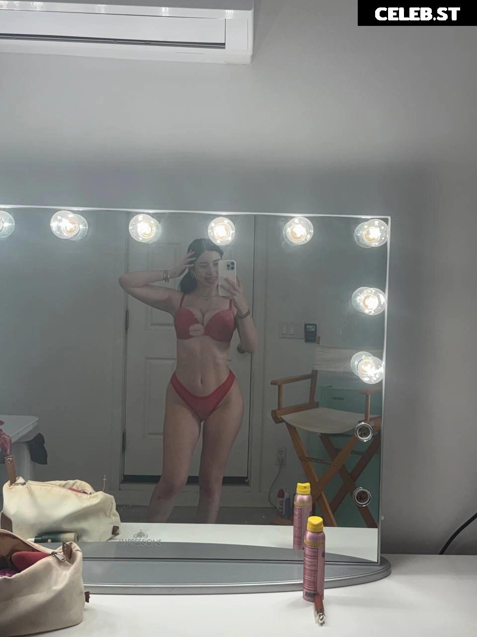 Hotblockchain / Emily Cocea / cryptobaddie1 Image 20590789