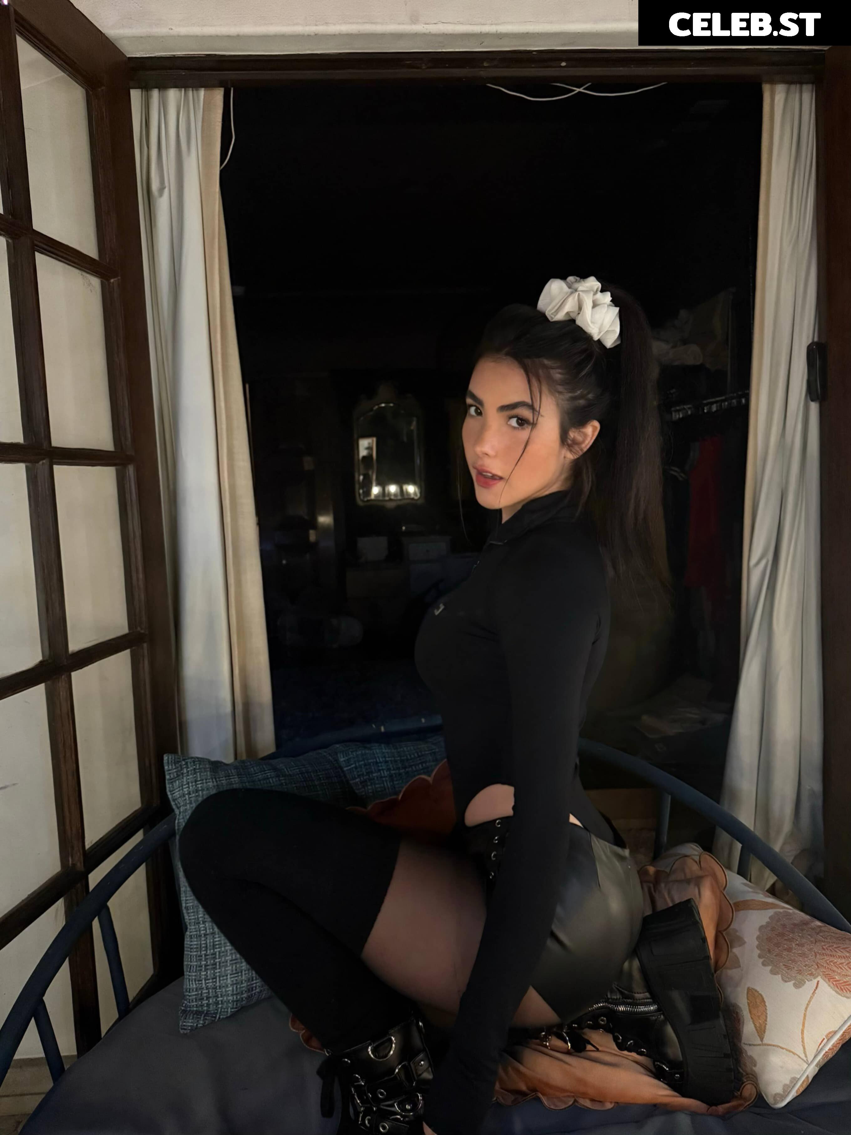 Andrea Botez (leaks = ban) Image 20592438