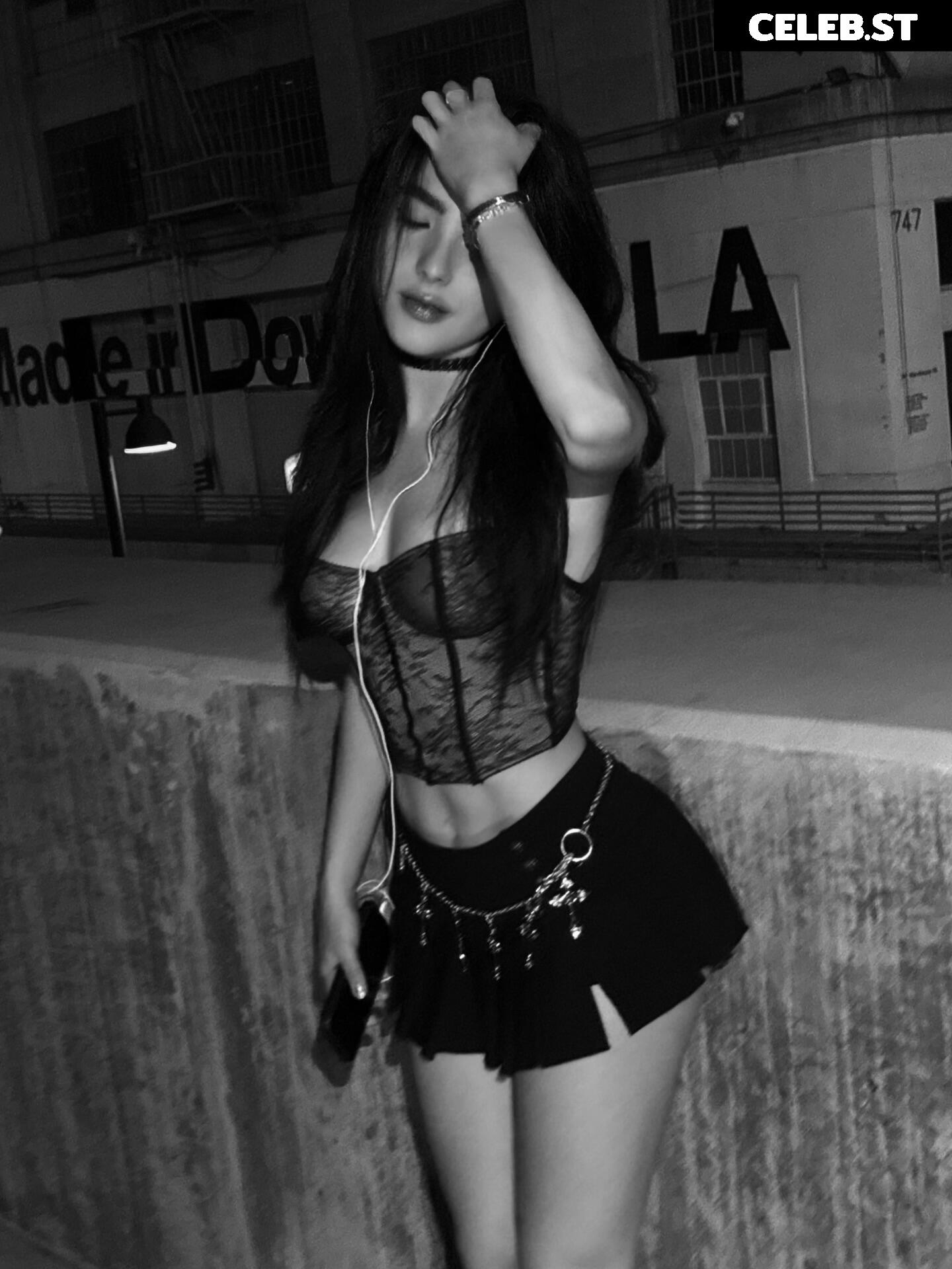Andrea Botez (leaks = ban) Image 20592446