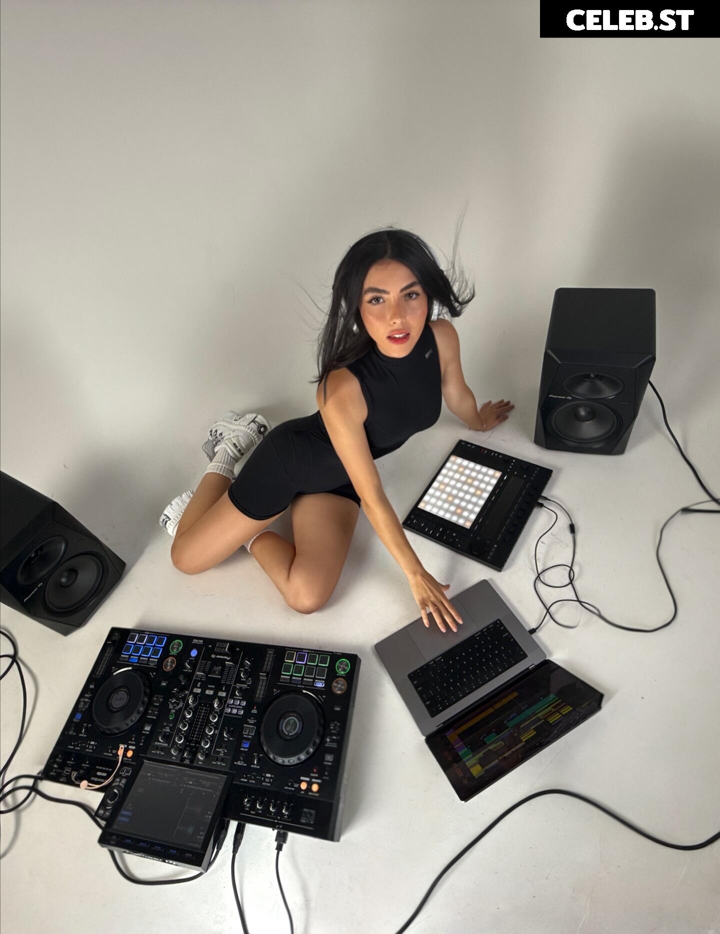 Andrea Botez (leaks = ban) Image 20592326