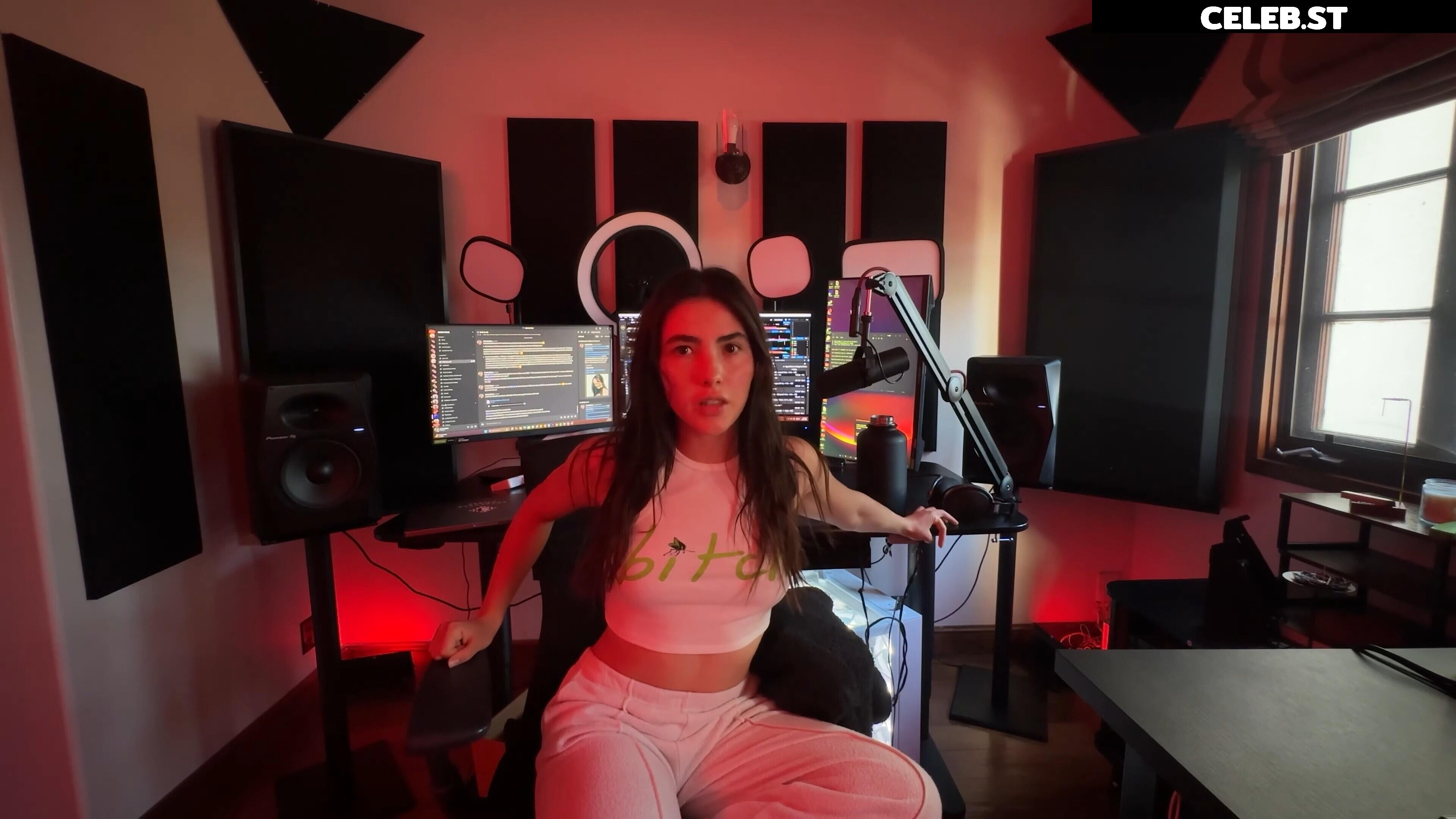 Andrea Botez (leaks = ban) Image 20592217