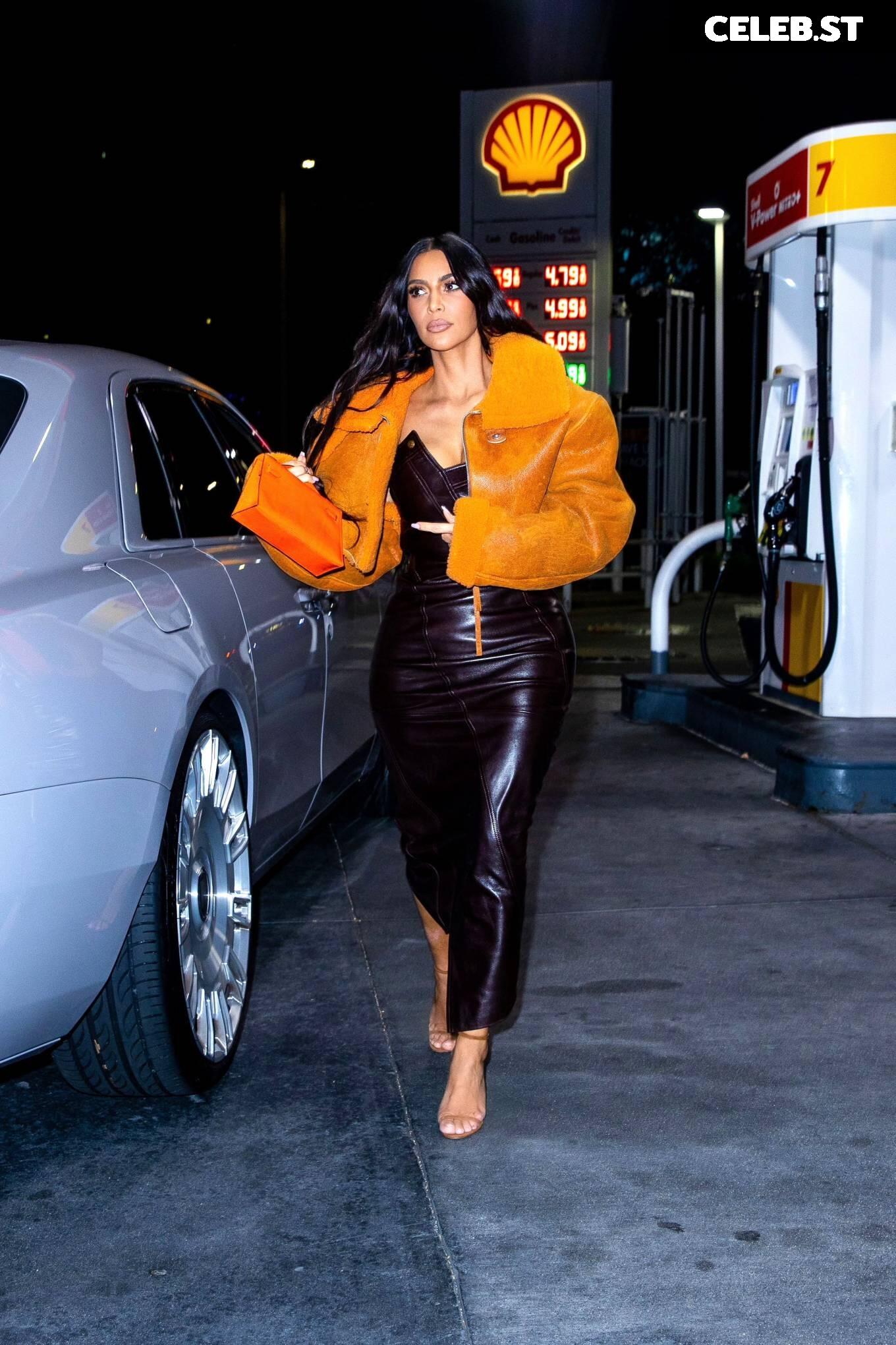 Kim Kardashian Image 2041686
