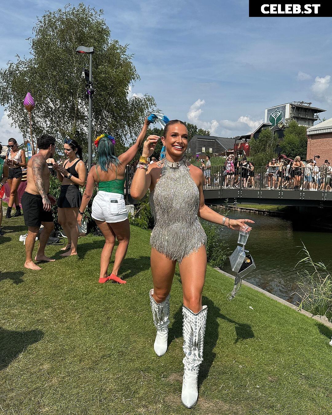 Lola Weippert Image 2042248