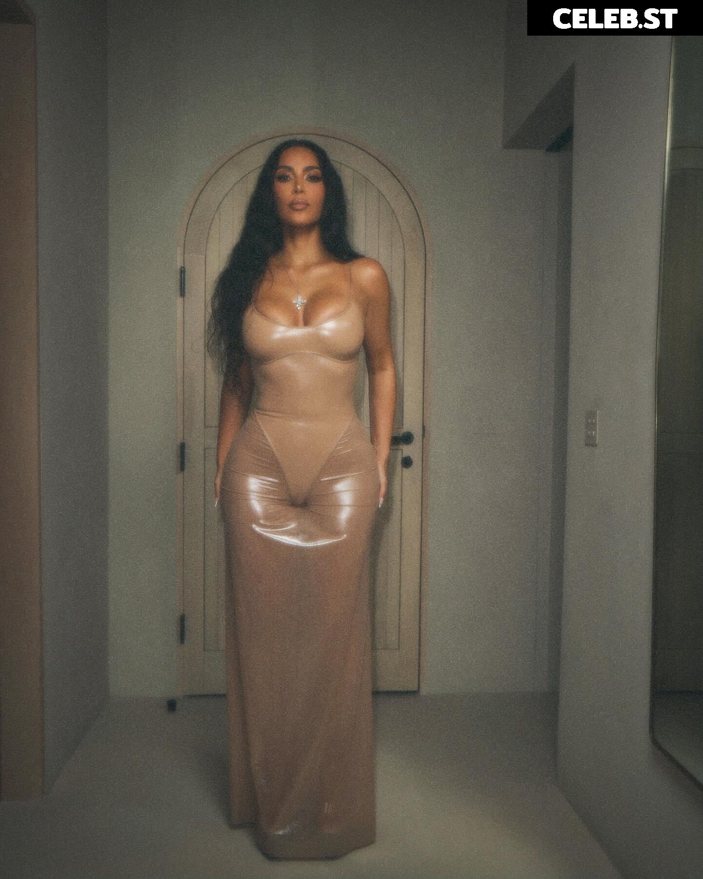 Kim Kardashian Image 2042965