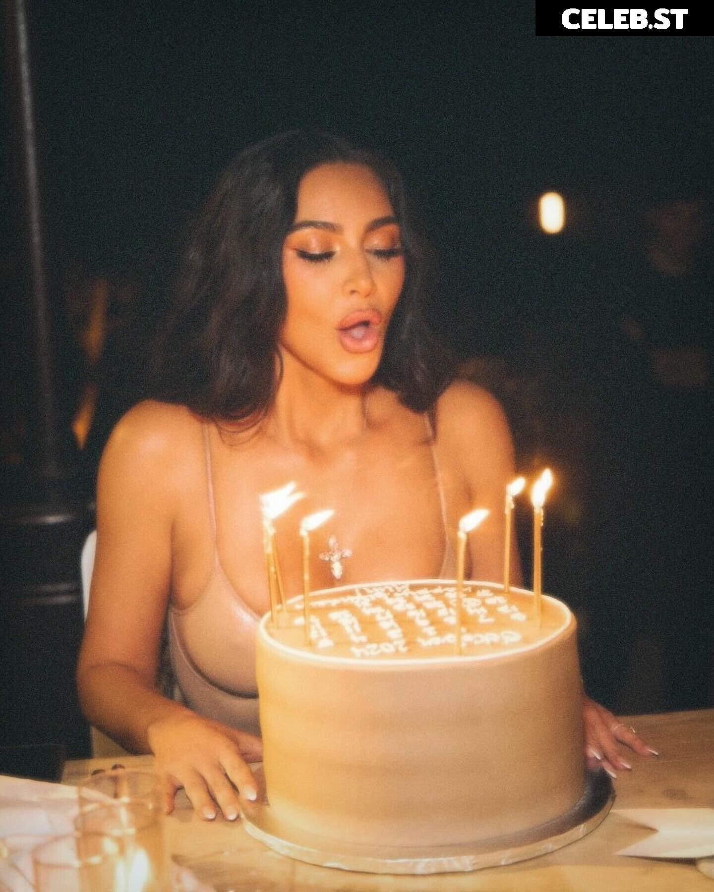 Kim Kardashian Image 2043022