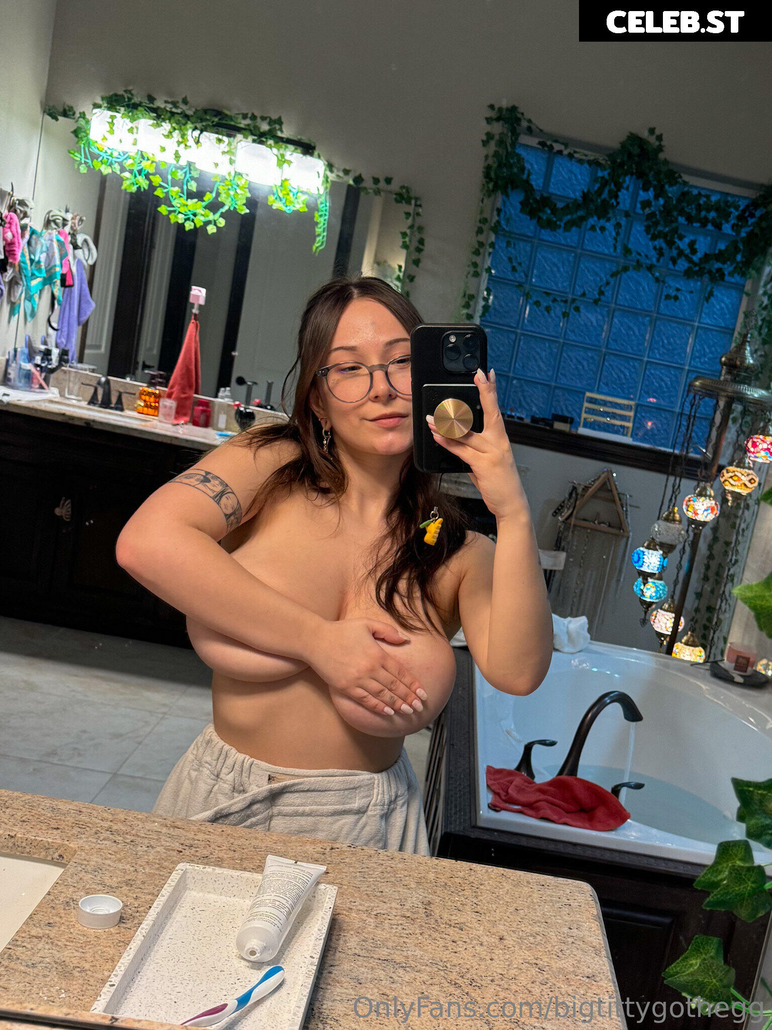 bigtittygothegg Image 20485683