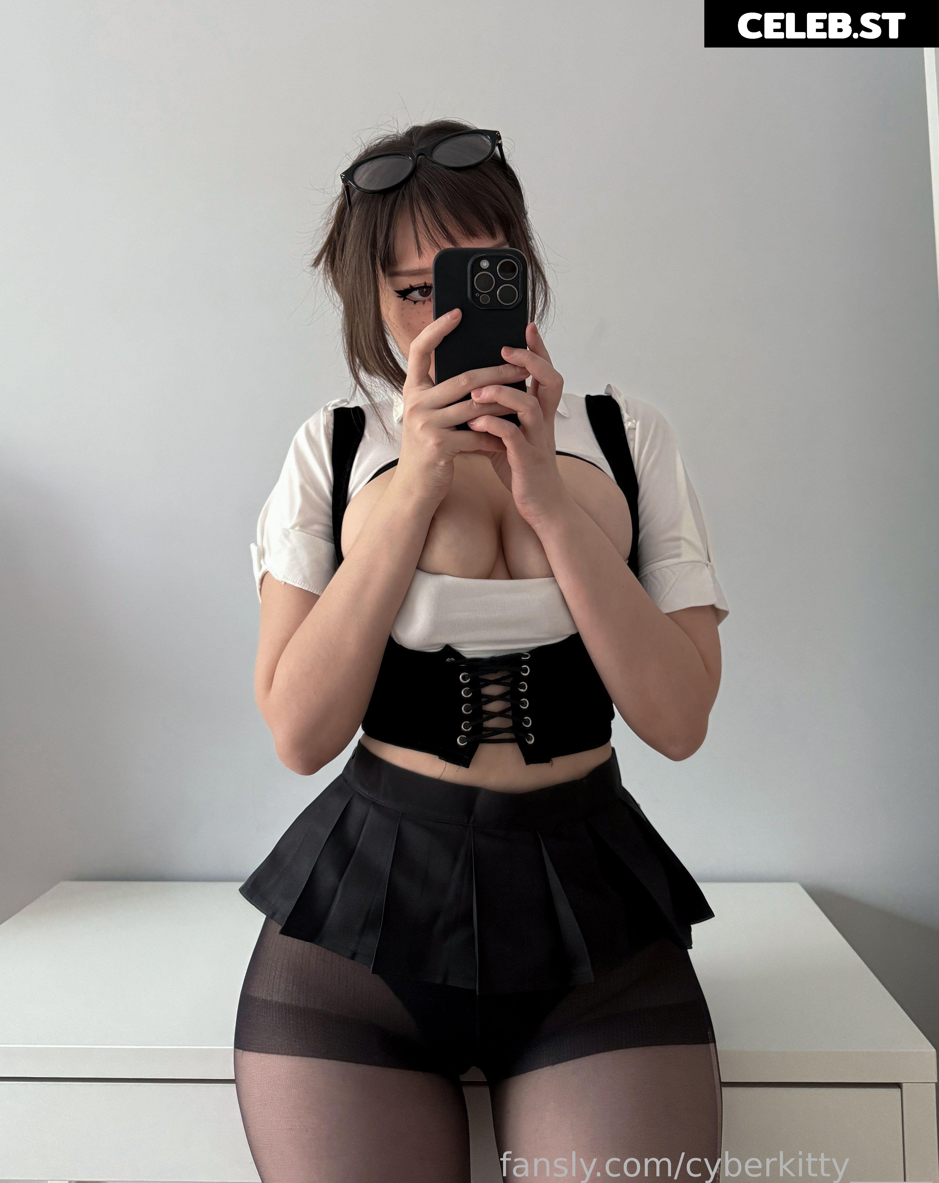 cyberkitty_____  / Dayana Yessembayeva / cyberkitty Image 20358802